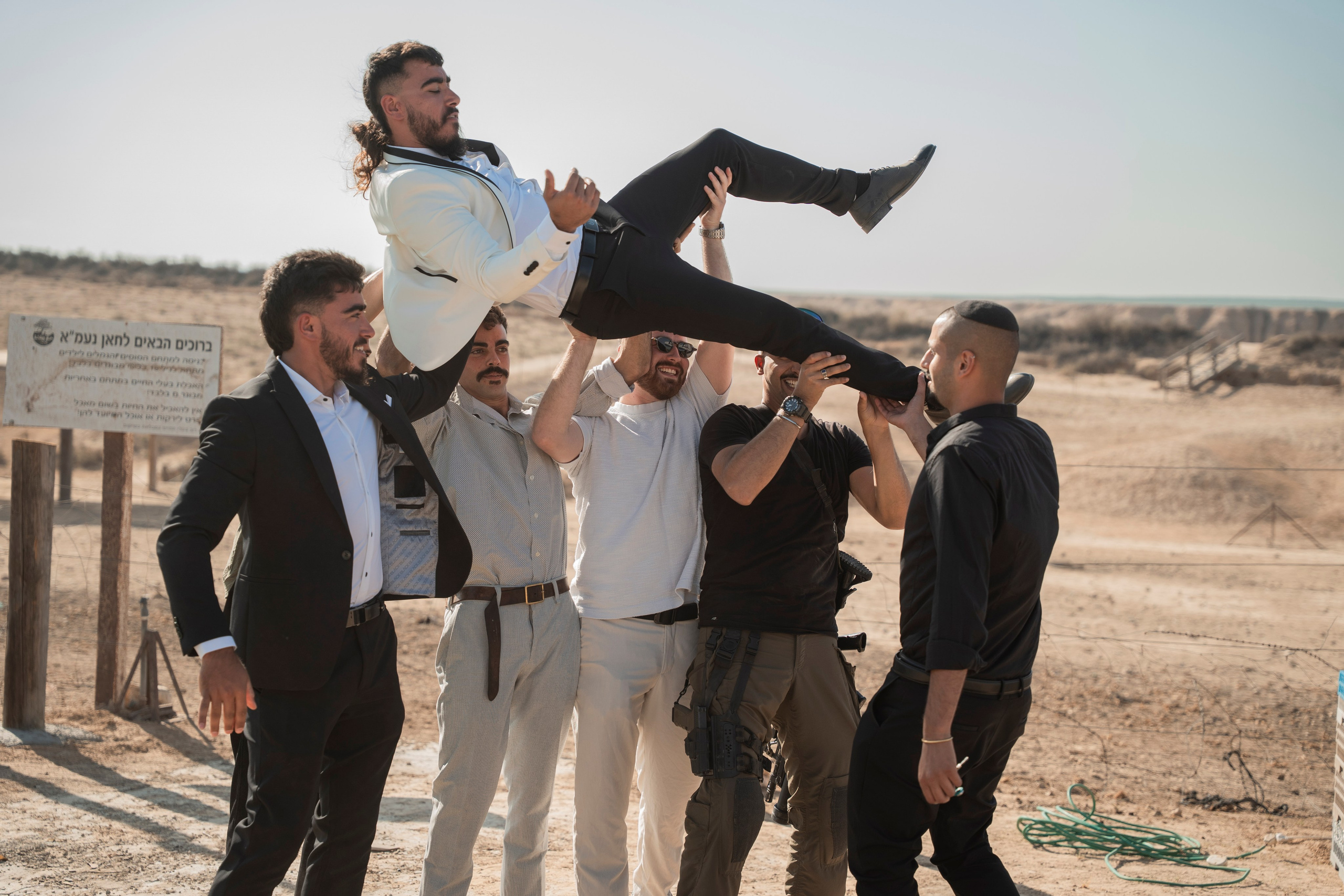 אביה ואחיה. יוסף מזרחי צילום חתונה, ברית וזוגיות. צלם מקצועי שאוהב להוציא אתכם הכי יפים ברגעים הכי מרגשים