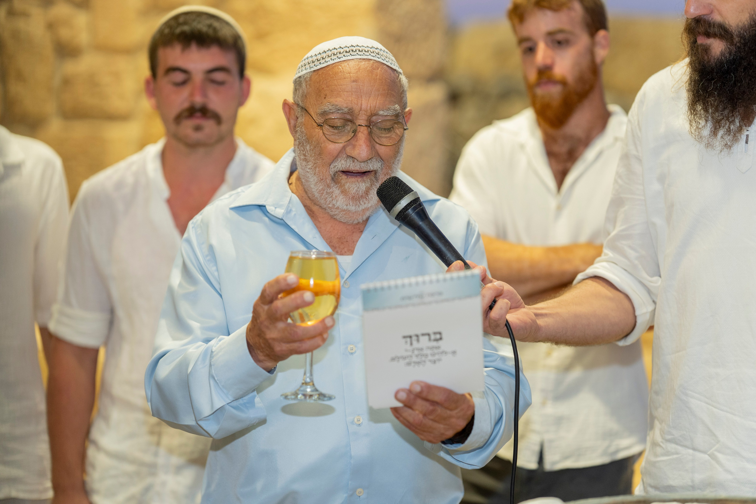 עדן ושלהבת. יוסף מזרחי צילום חתונה, ברית וזוגיות. צלם מקצועי שאוהב להוציא אתכם הכי יפים ברגעים הכי מרגשים