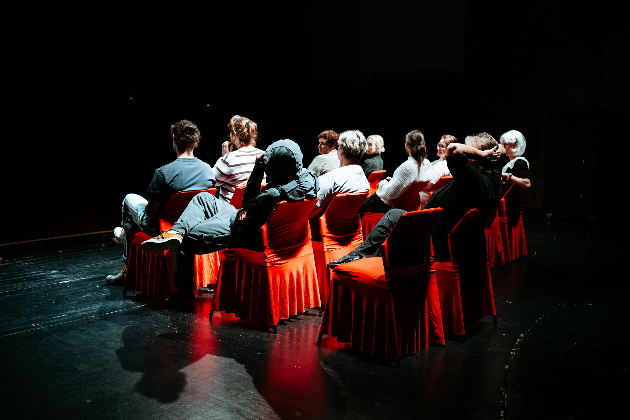 Garbo Teater „12 стульев“. Jelizaveta Gross - reportaaži- ja portreefotograaf Narvas