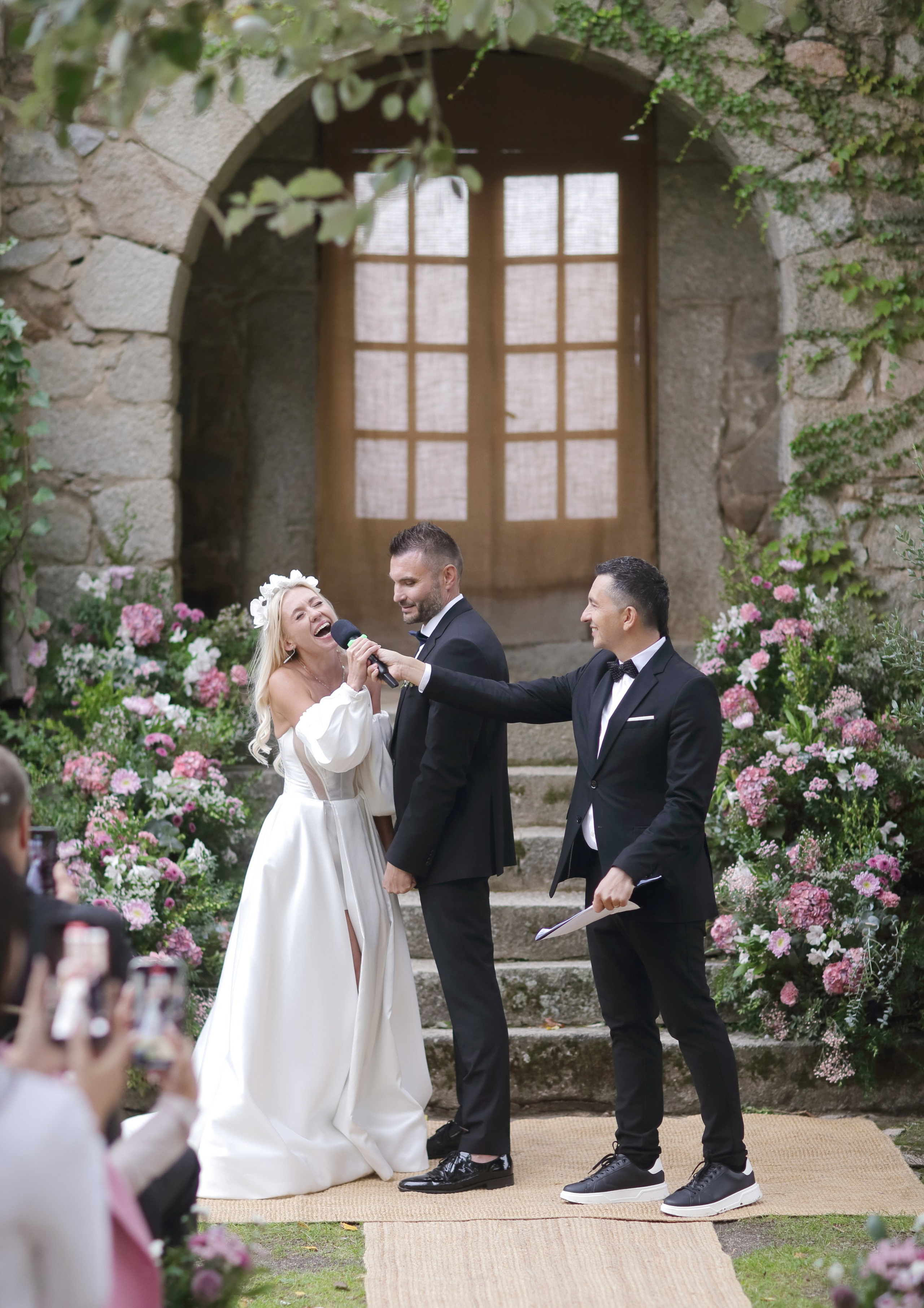 Madrid. Finca El Gasco. Luxury wedding, portrait, family photographer over Europe