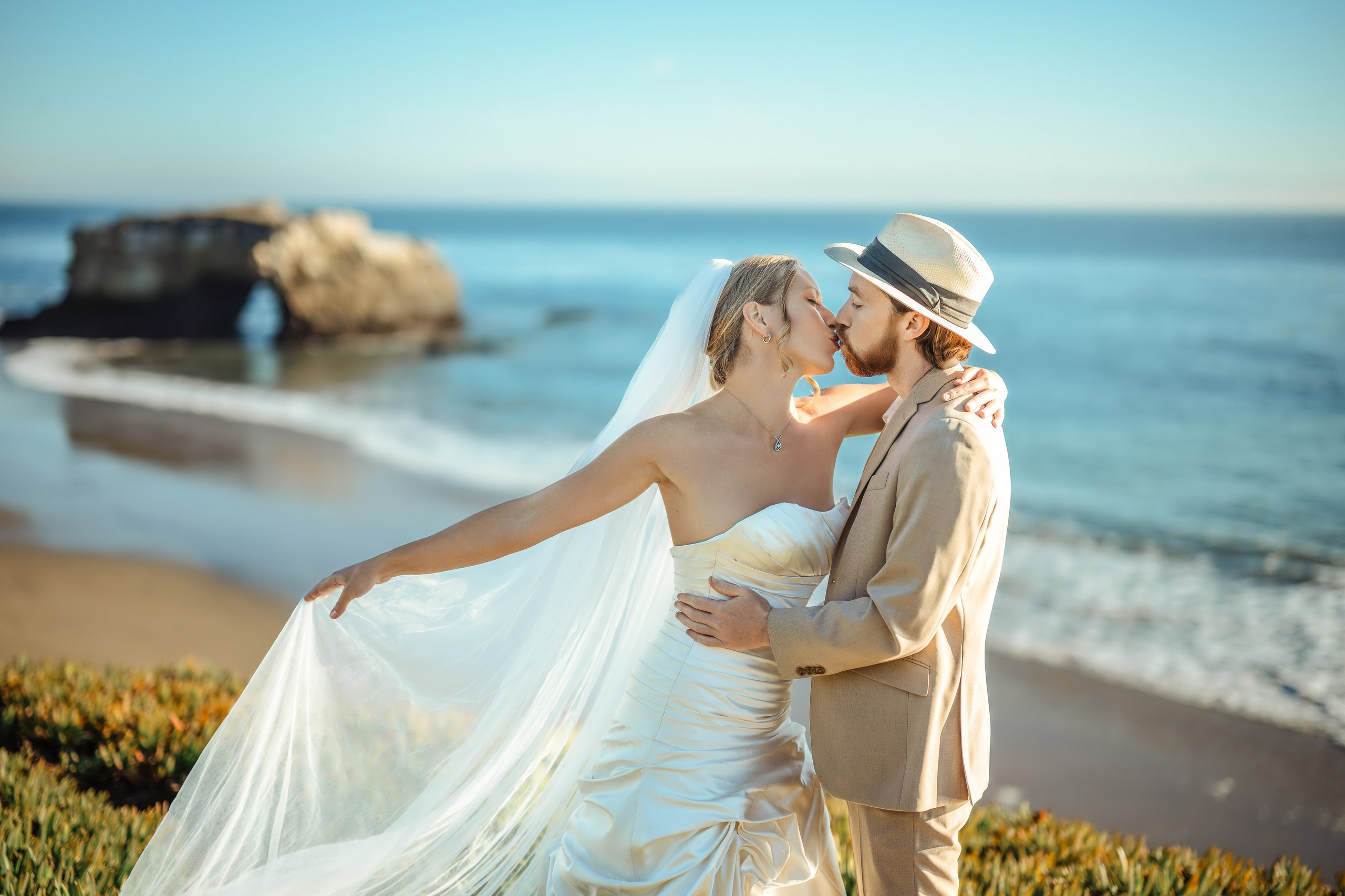 Coastal Elopement in Santa Cruz & Monterey. Wedding & Elopement Photographers in California