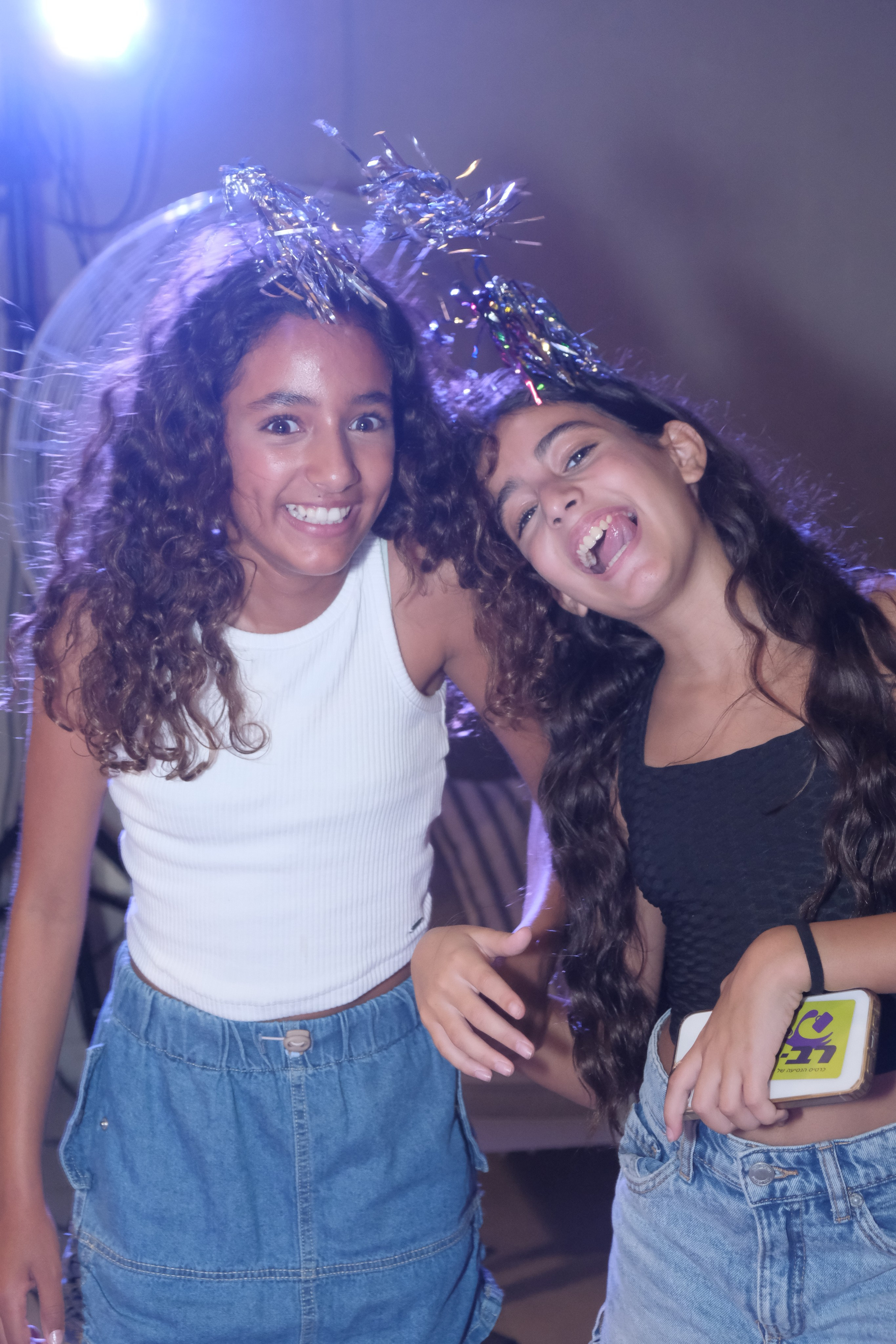 אמילי חוגגת. Middle East Photo Agency — Photography & Event Magnets — סוכנות צילום והדפסת מגנטים לאירועים