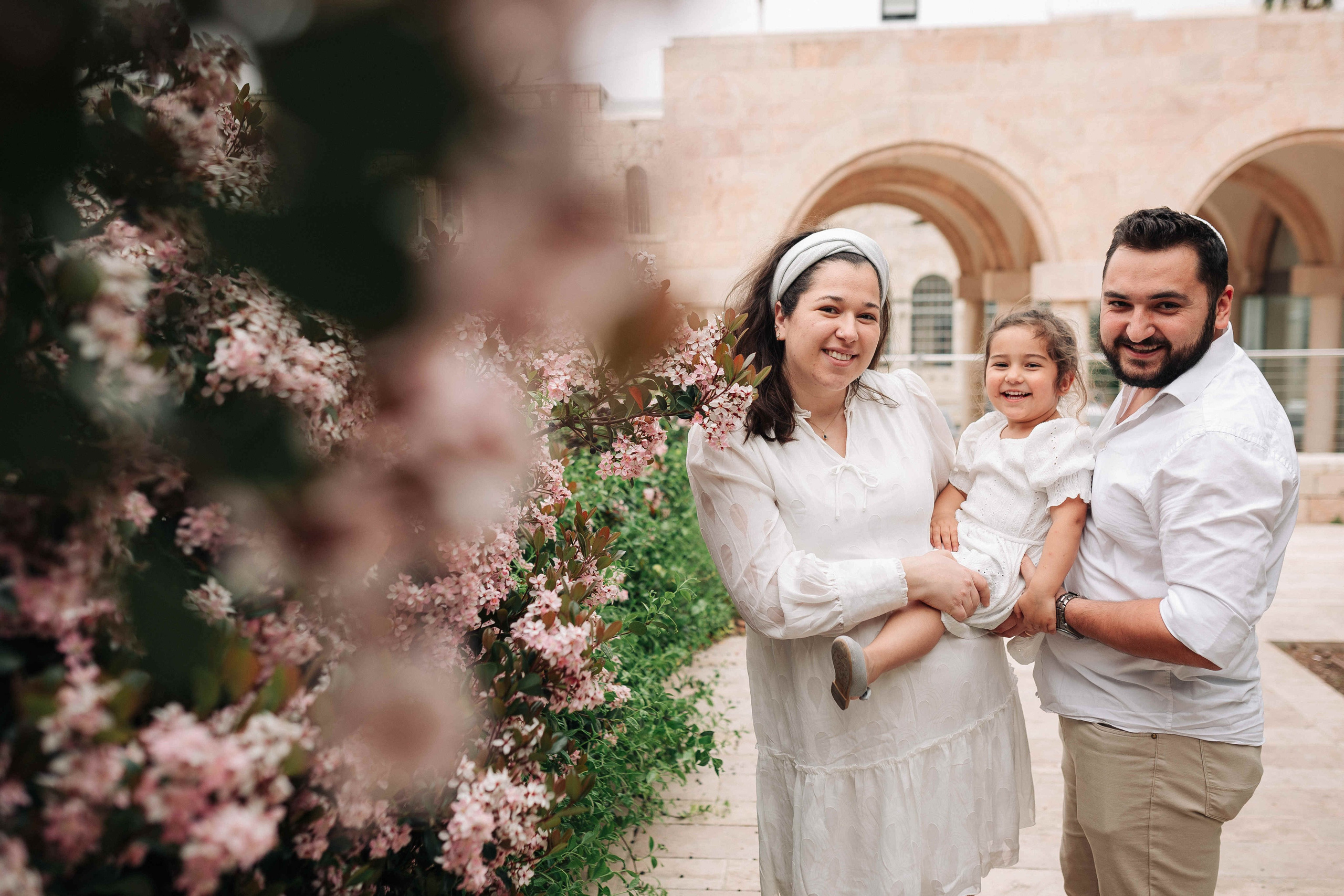 EXPECTING A BABY, JERUSALEM. PHOTOGRAPHER IN ISRAEL
