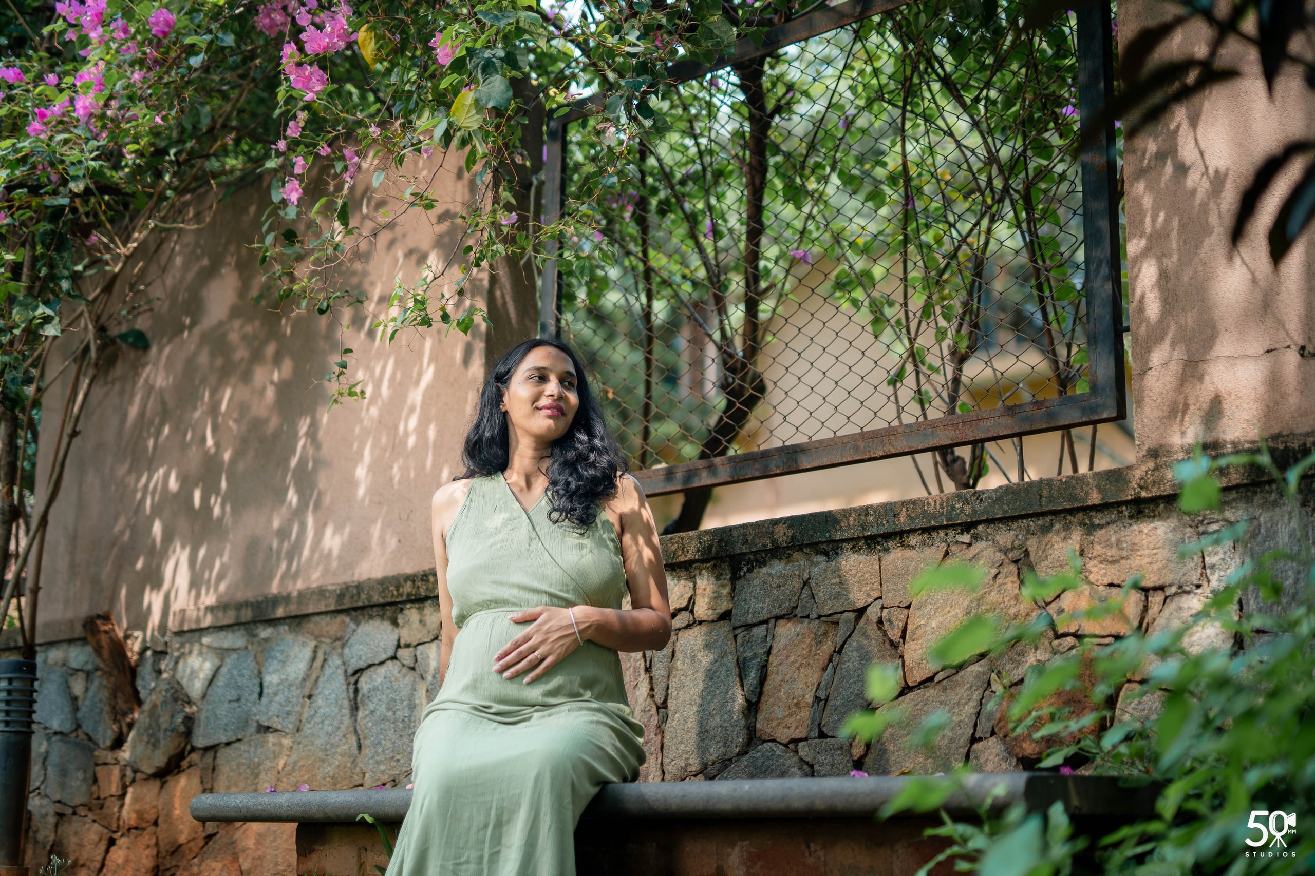 MATERNITY AND BABY SHOOTS. 50mm STUDIOS