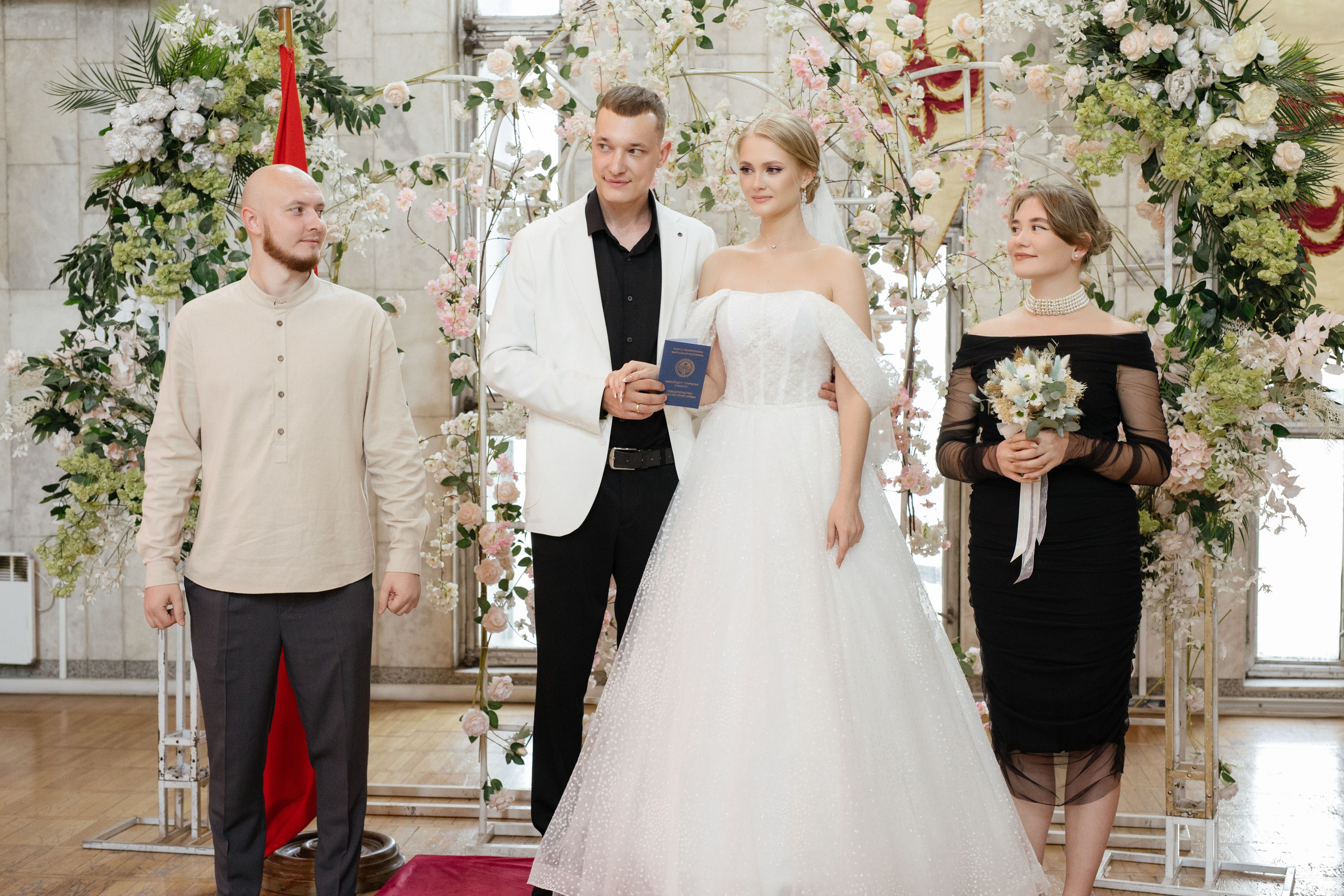 Emil & Maria. Свадебный фотограф в Бишкеке