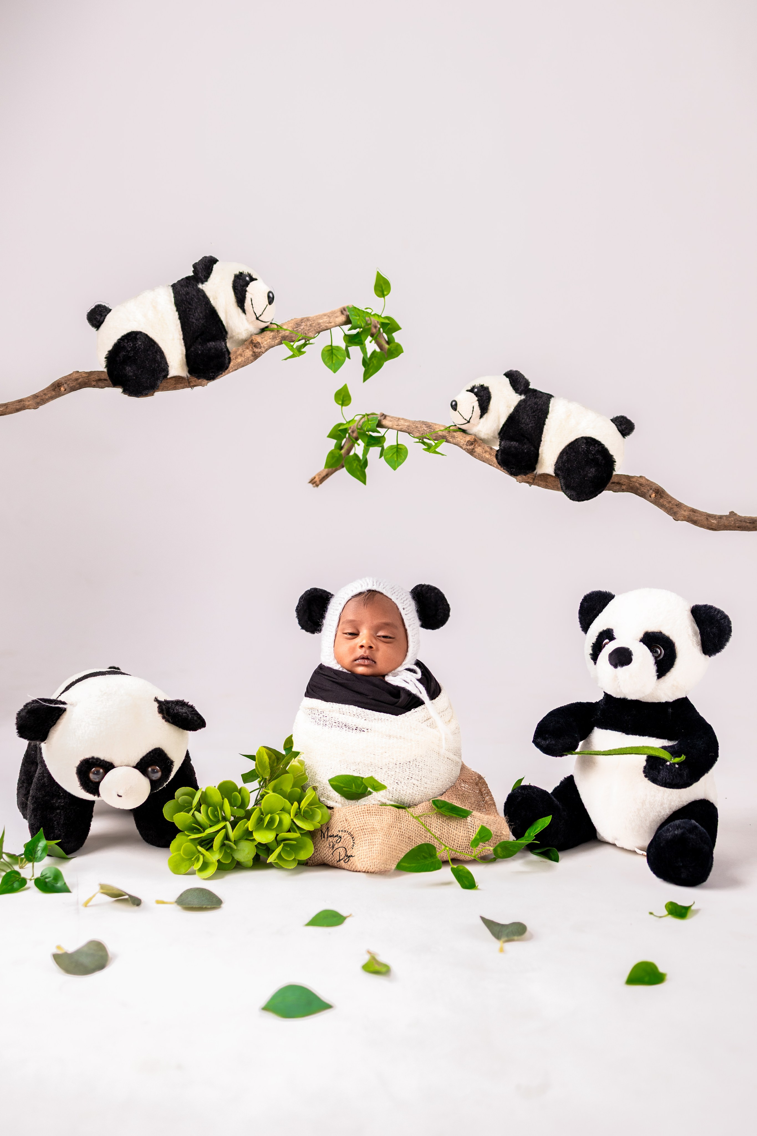 Newborn Photoshoot. Mommy Of Diya Photography