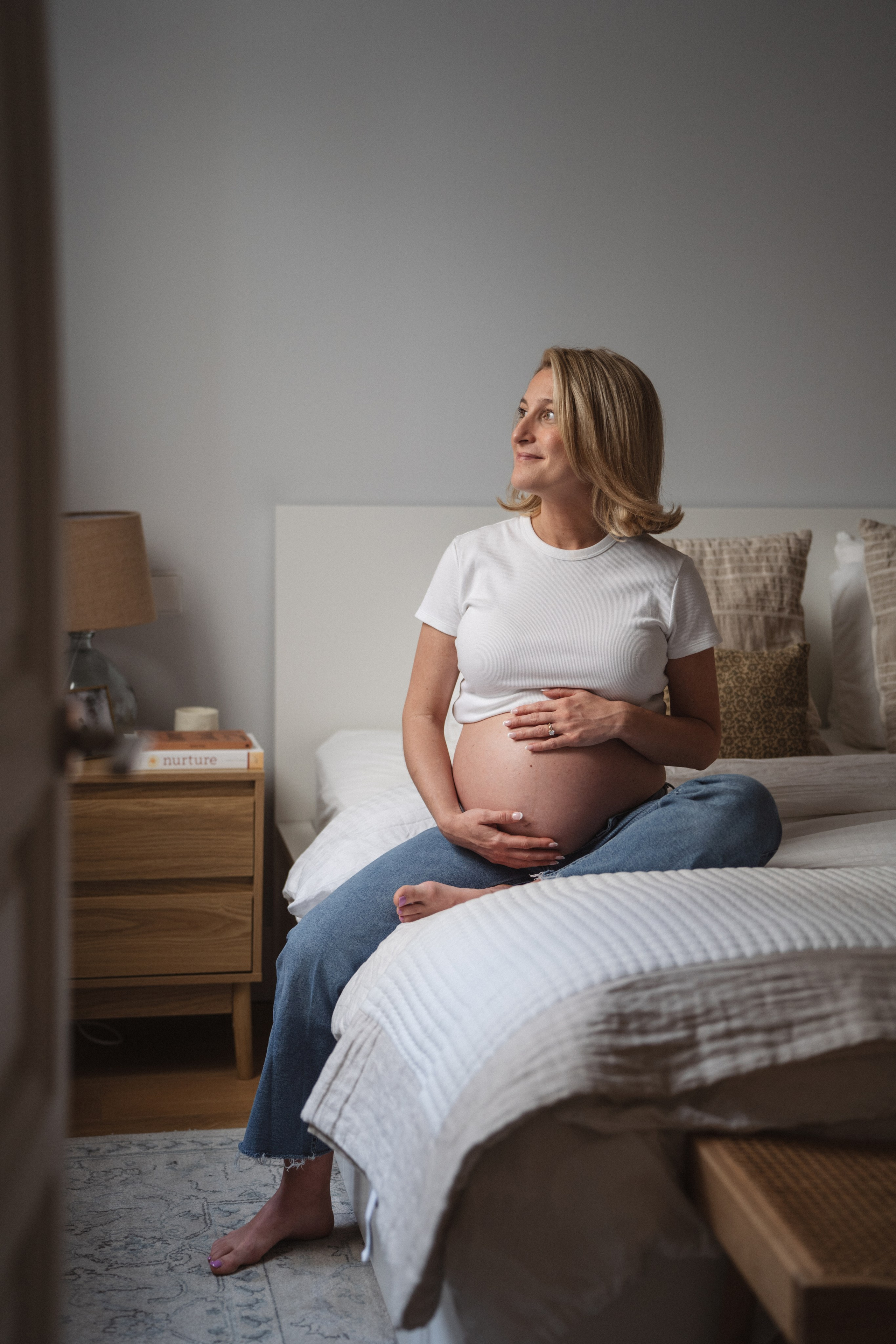 Fotógrafo de sesiones para embarazadas en Madrid. Fotógrafo en Madrid, España. Alyona Belyaninova