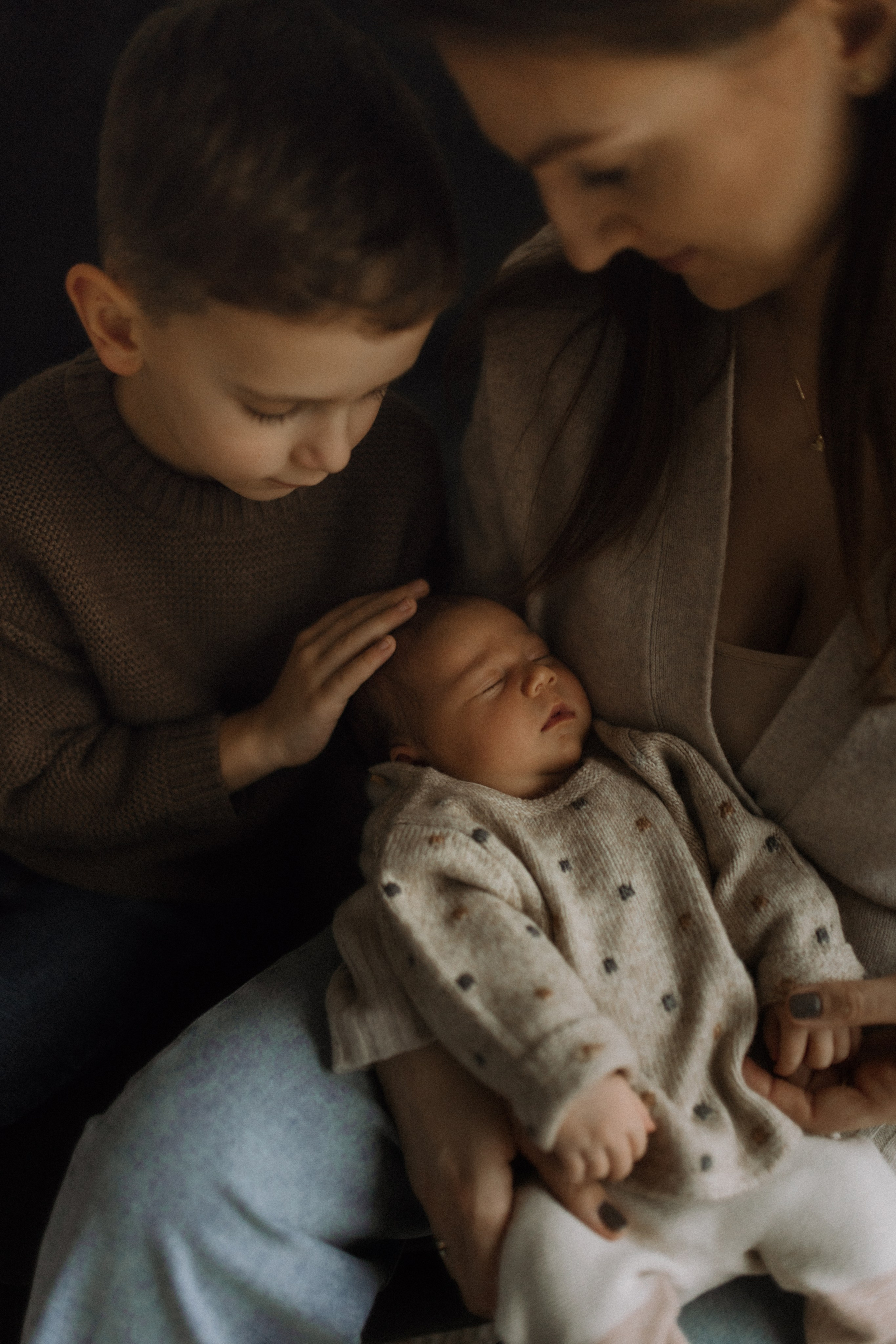 Naujagimio fotosesija | NAMAI. Vestuvių ir šeimų fotografė Lena Bondarenko / belove photo