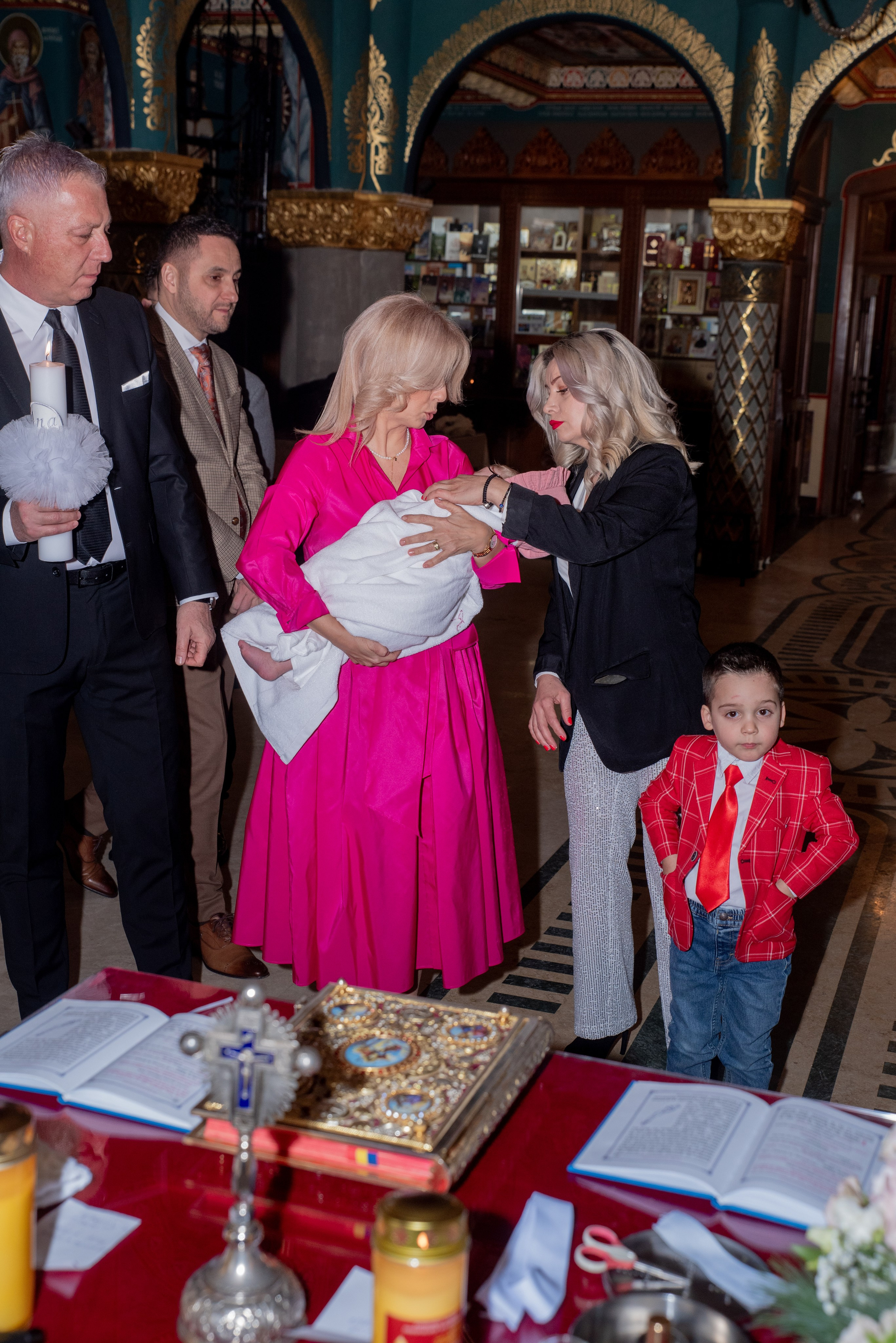 Ana Ionascu. Neagoe Studio — Fotograf Nuntă & Evenimente