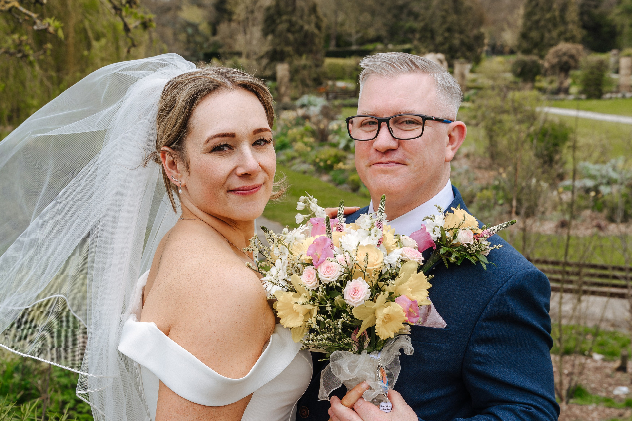 Luke and Nicola’s wedding at Danson House. Photographer in England Ekaterina Romanova