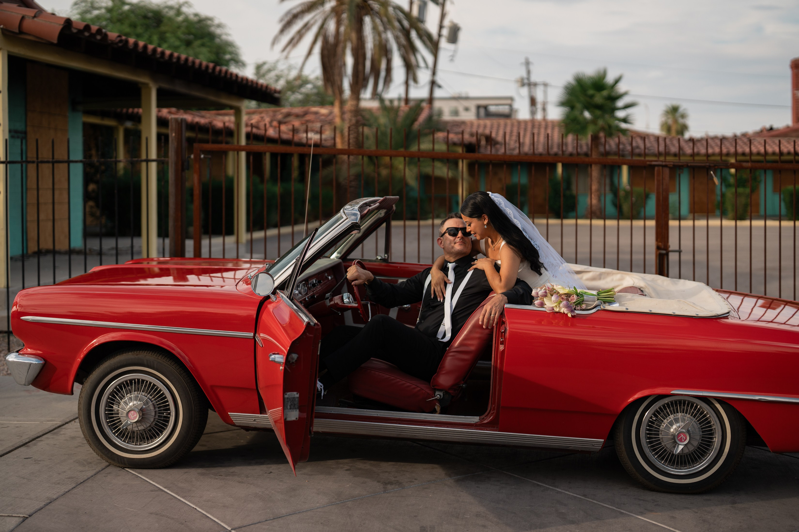 Stephanie&Ryan. Wedding & elopement photographer Viktoriya Kravtsov. Las Vegas