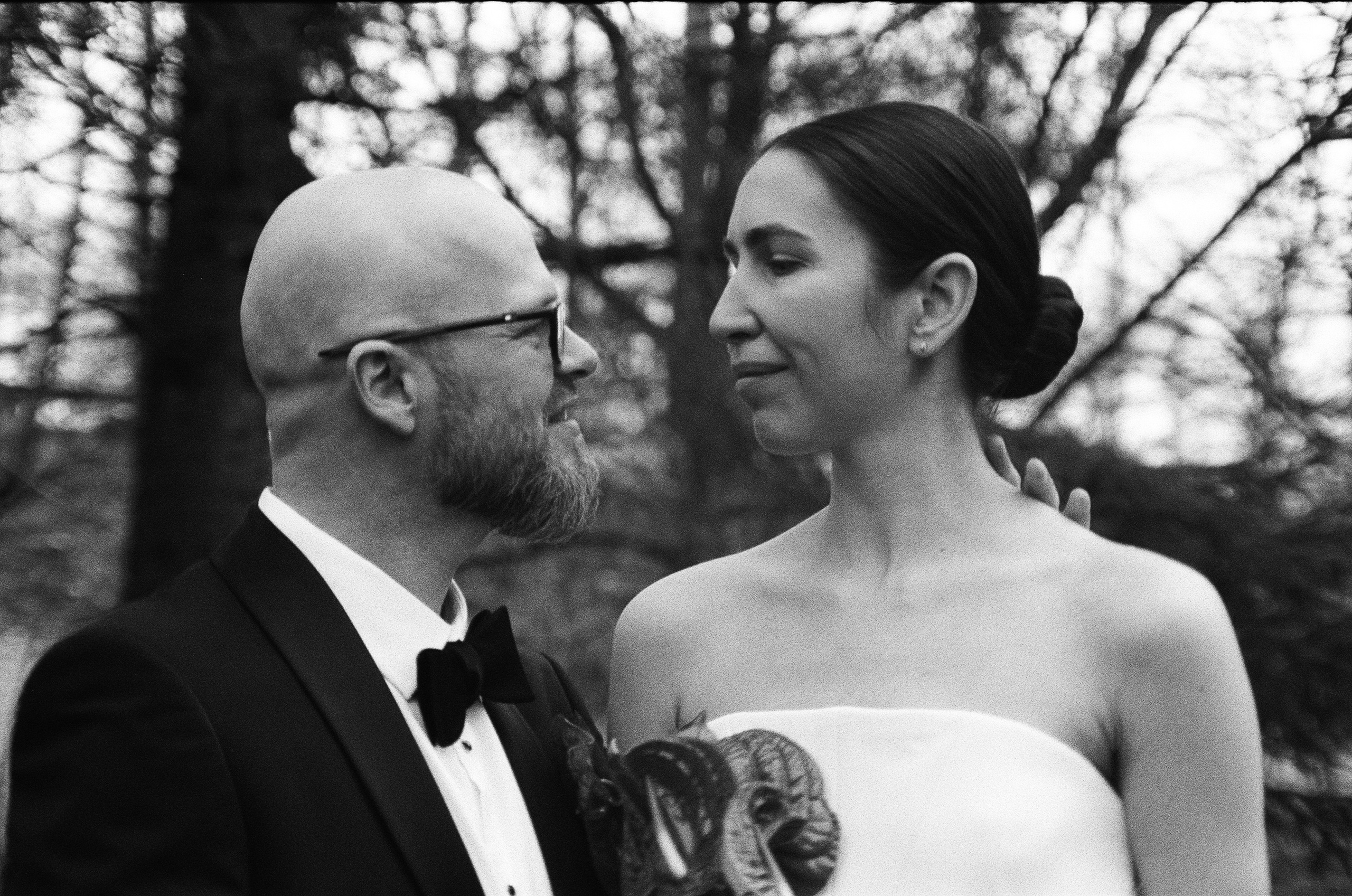 Wedding on Black n White Film. Molfar Visuals