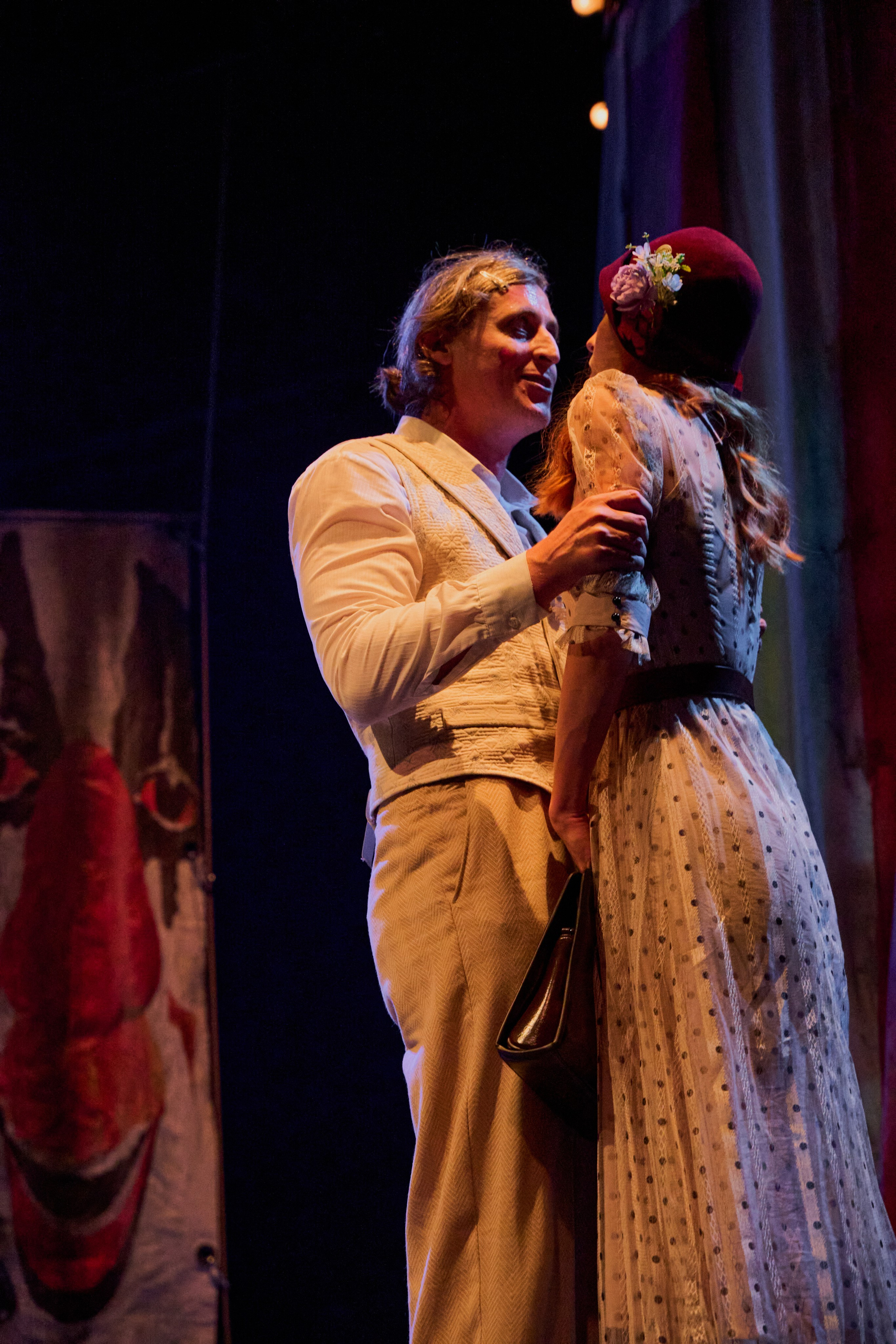 Luceafărul. Привет