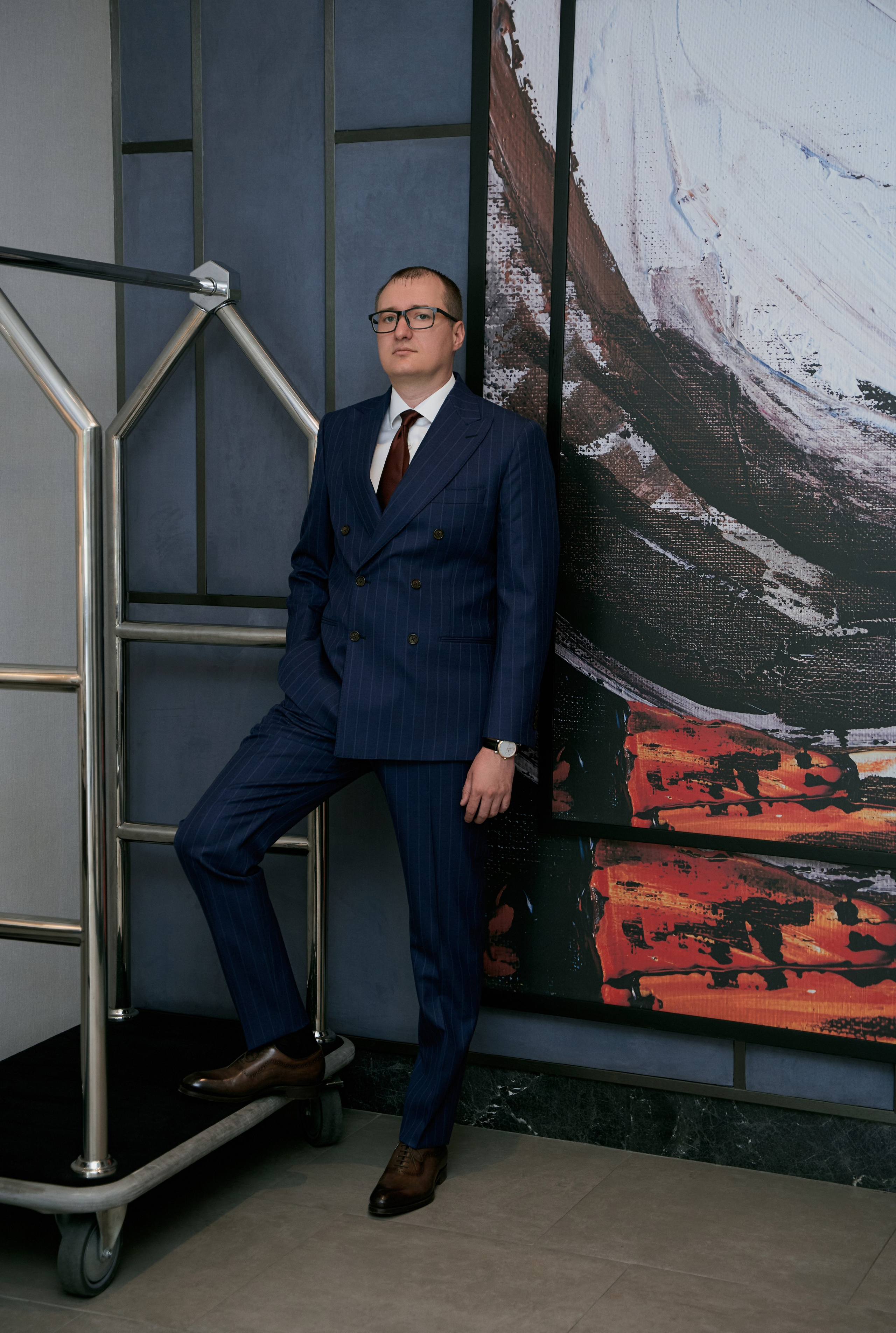 Эксперты. Привет