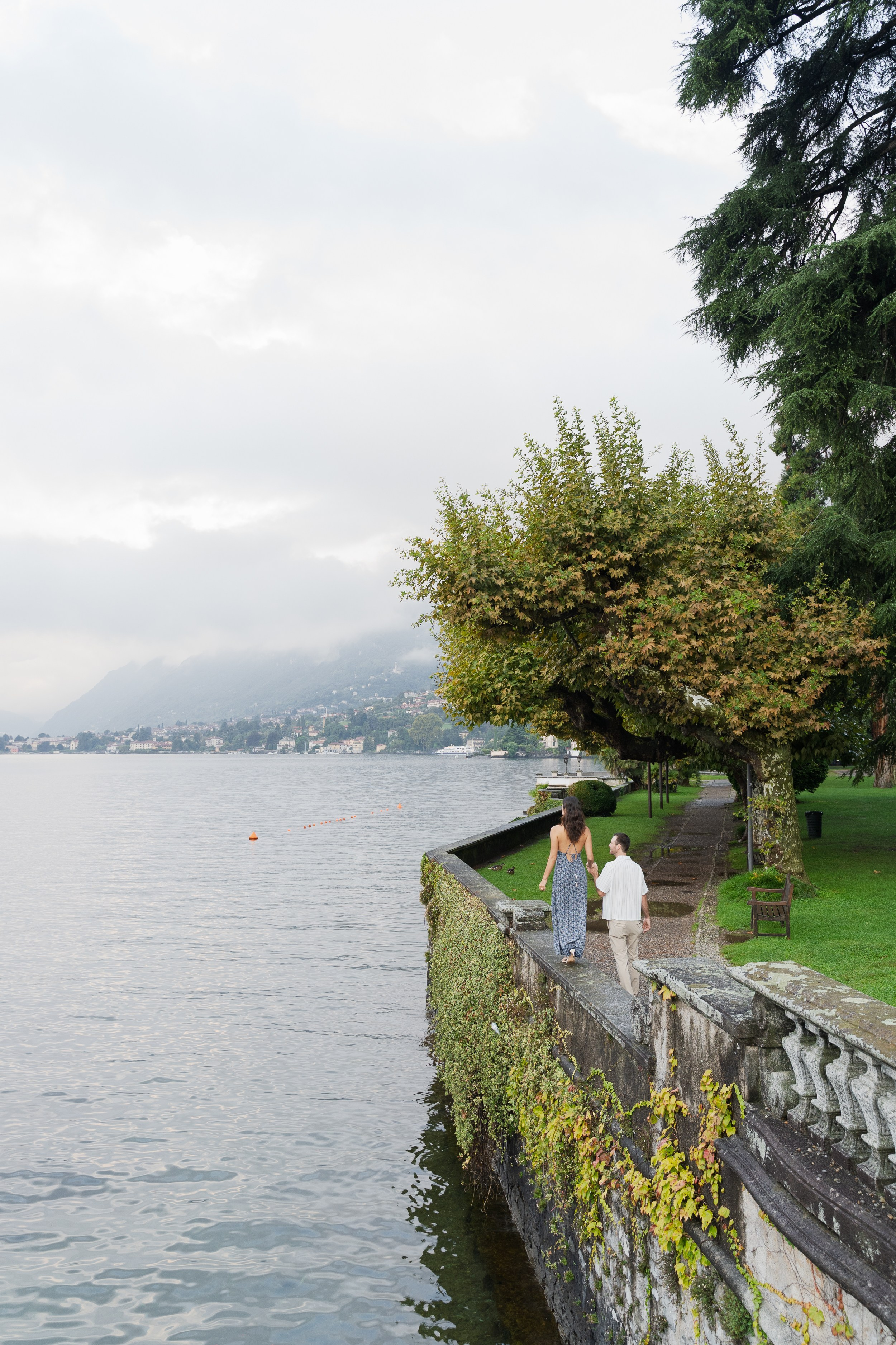 Sunrise Secret Proposal Lake Como. Proposal Photographer in Lake Como