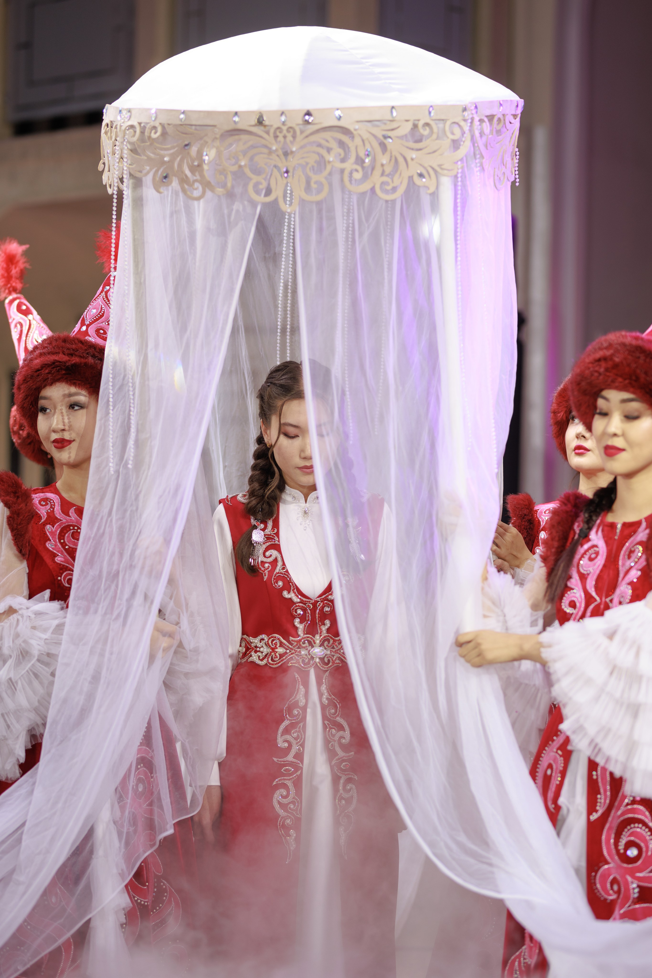Кыз Узатуу. Mandarin.photo