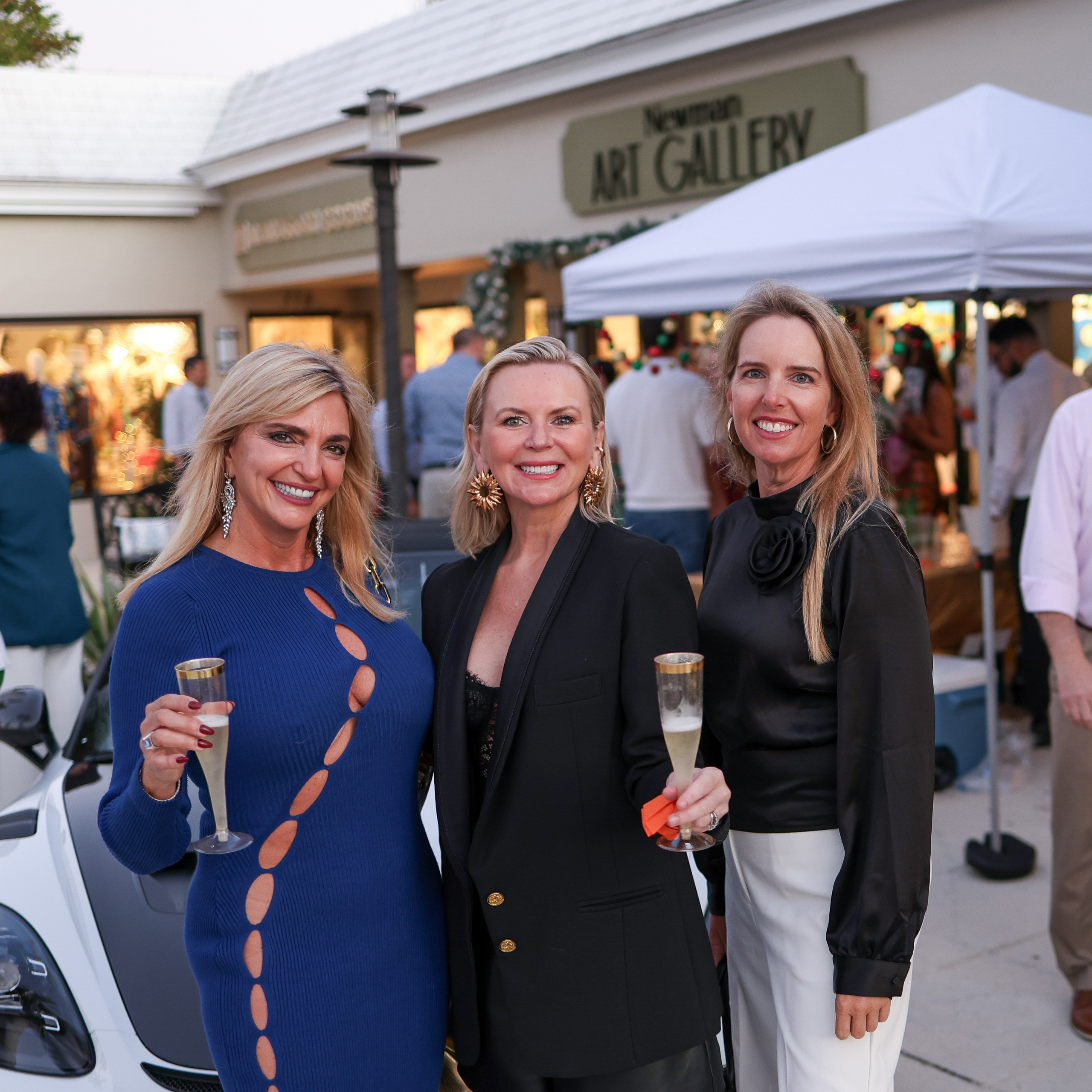 Pacific Coast Lifestyle Magazine. Out and About 239