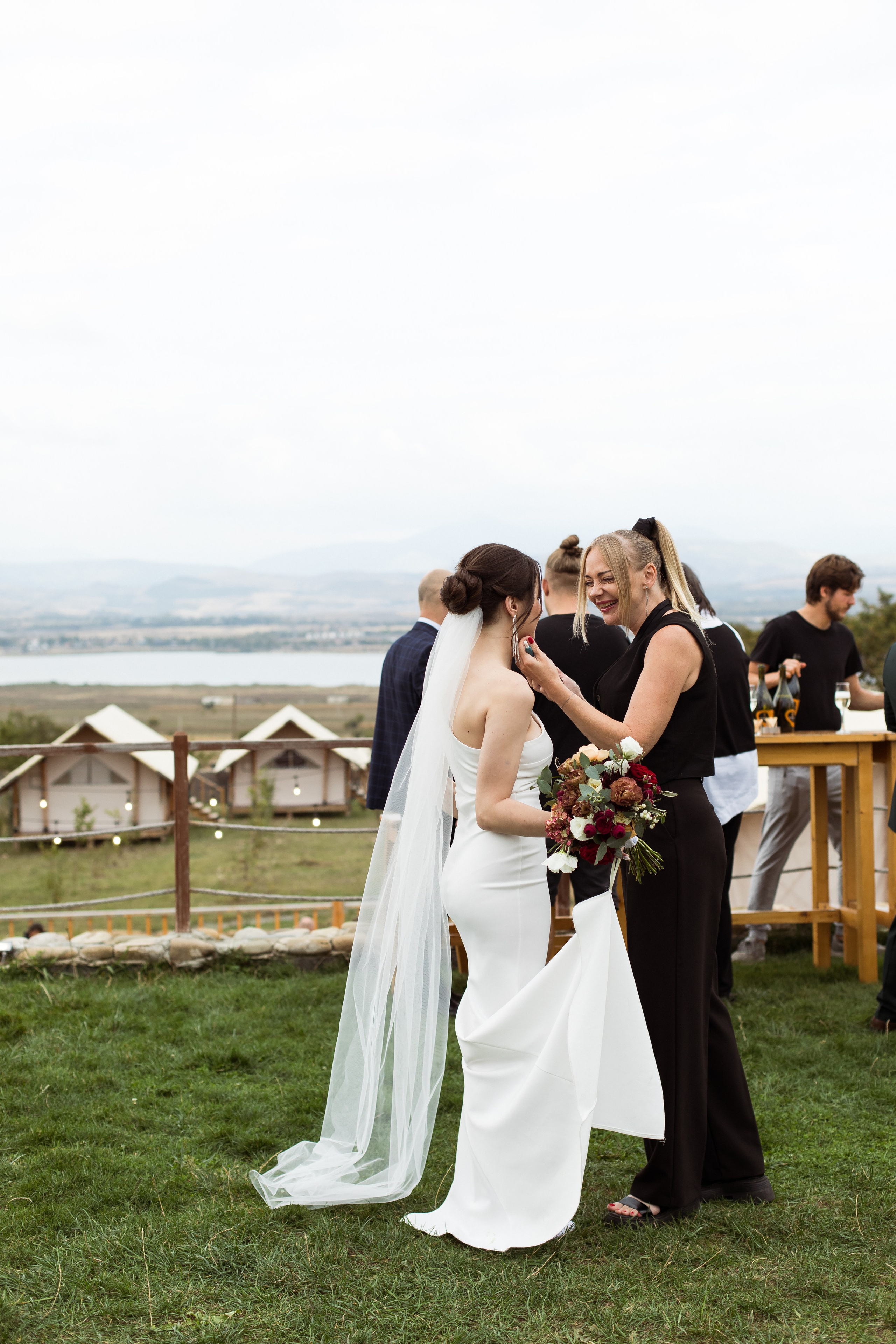 V & I. Wedding photographer in Georgia