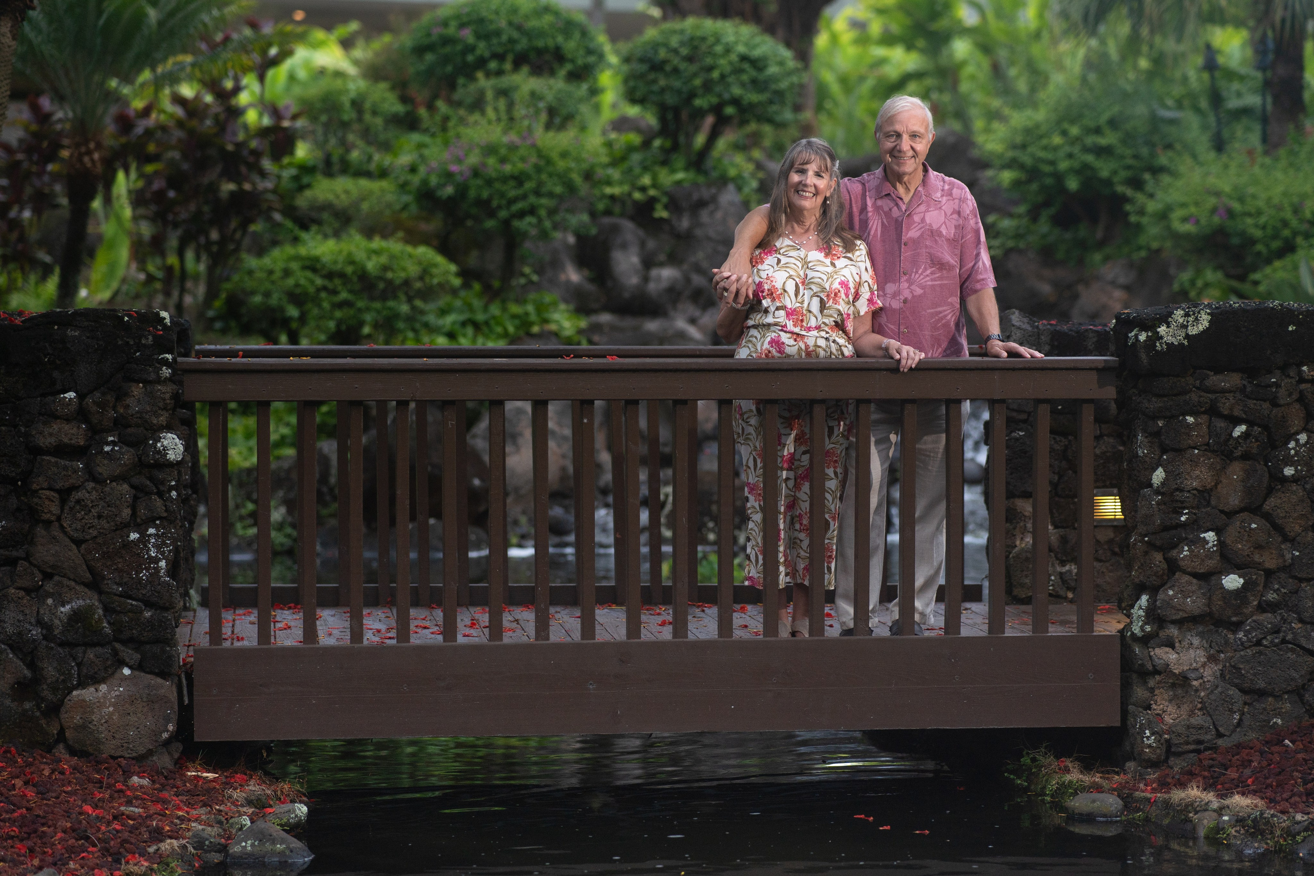 Kauai Beach Photography LLP. Awards winning photographer in Kauai, Hawaii