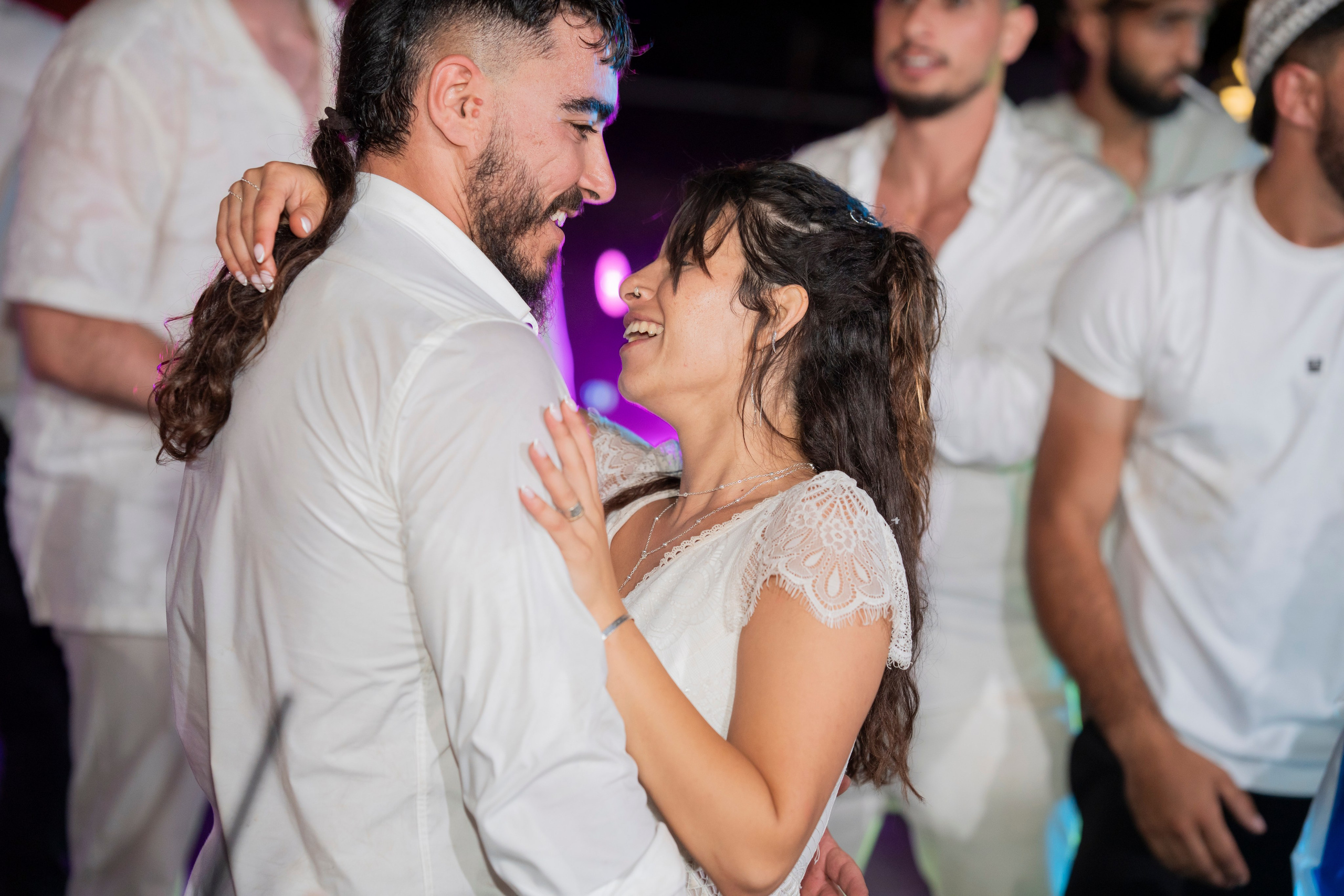 אביה ואחיה. יוסף מזרחי צילום חתונה, ברית וזוגיות. צלם מקצועי שאוהב להוציא אתכם הכי יפים ברגעים הכי מרגשים