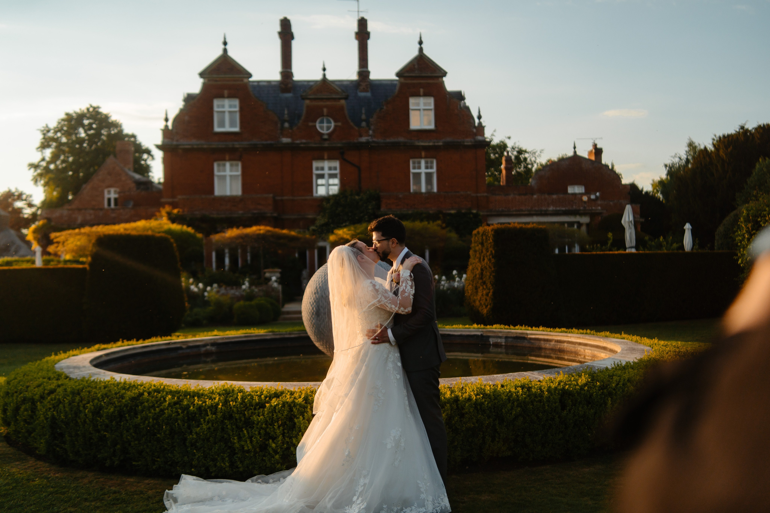 Fotografie de Nuntă. Foto-Video Nunta Iasi, Suceava, Bucuresti / Disponibilitate 2025 — 2026 — 2027