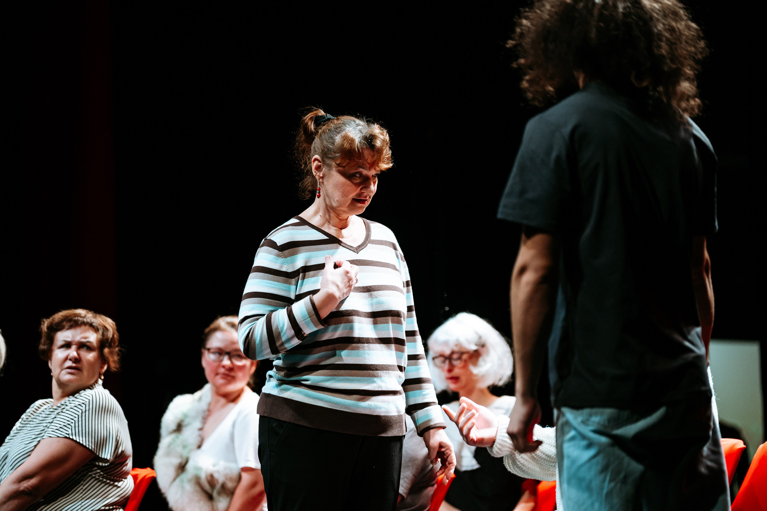 Garbo Teater „12 стульев“. Jelizaveta Gross - reportaaži- ja portreefotograaf Narvas