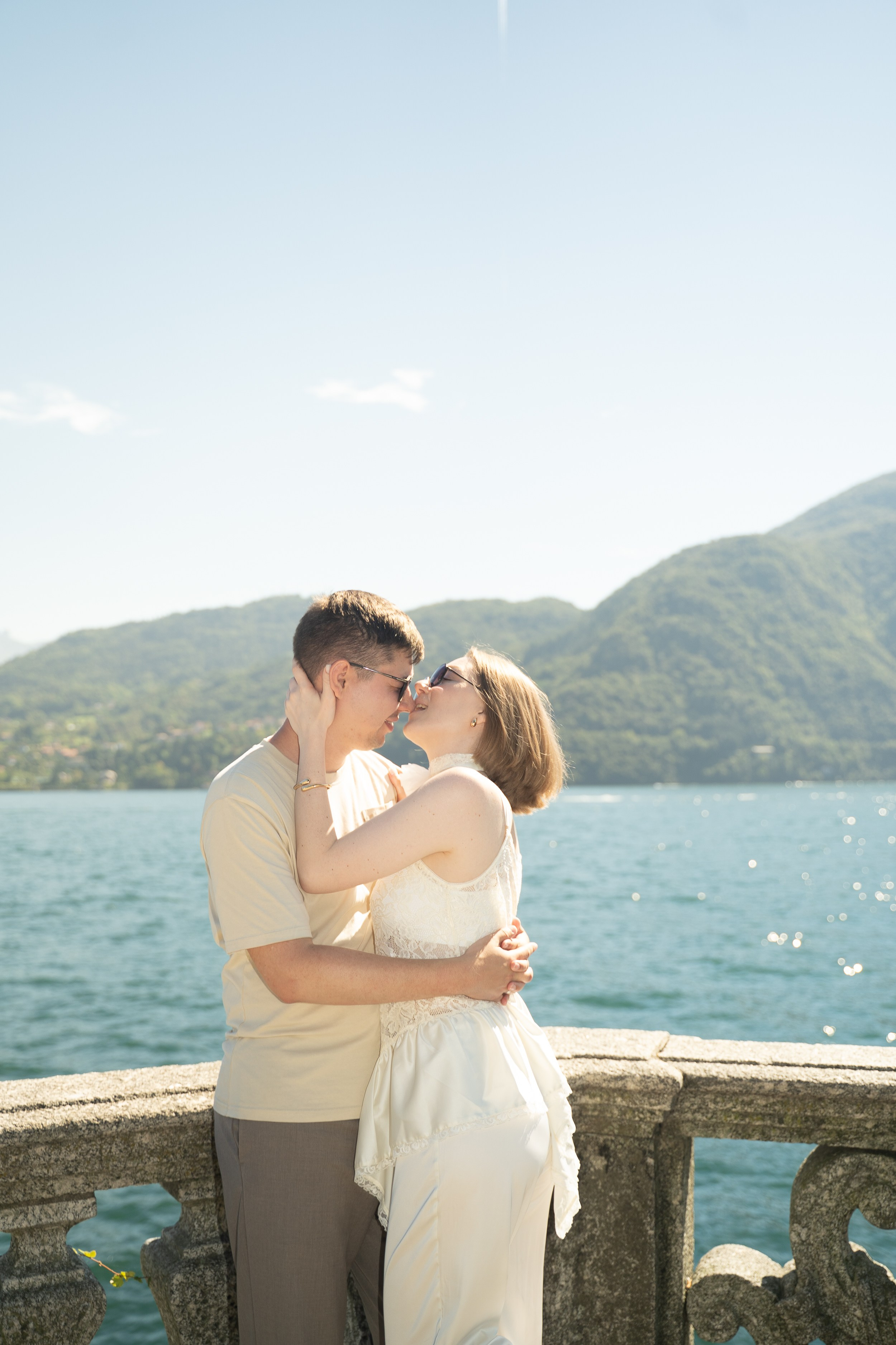 Love Story in Lake Como. Proposal Photographer in Lake Como
