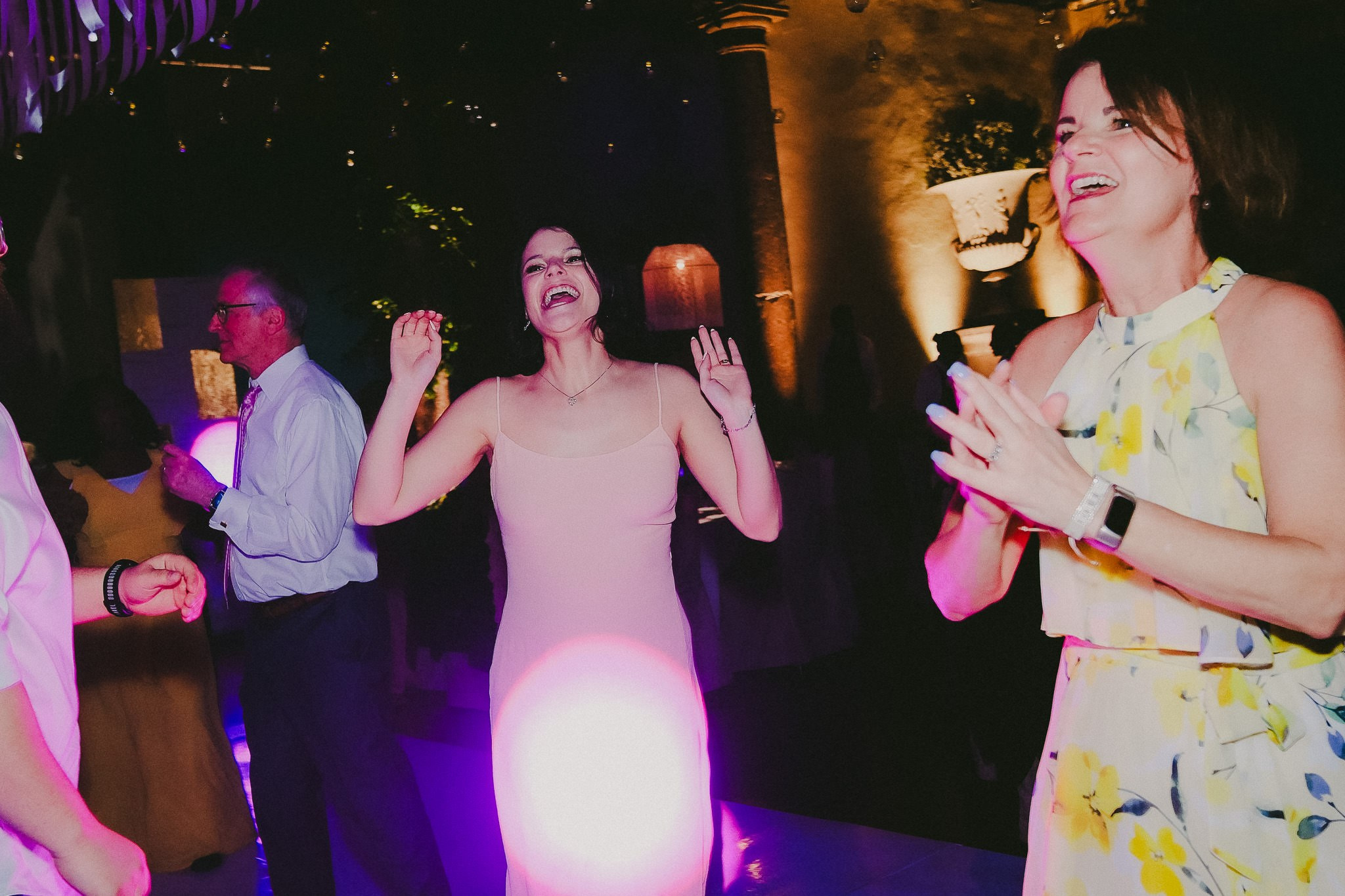 Isavira & Andrew. Wedding and family photographer in Mexico City