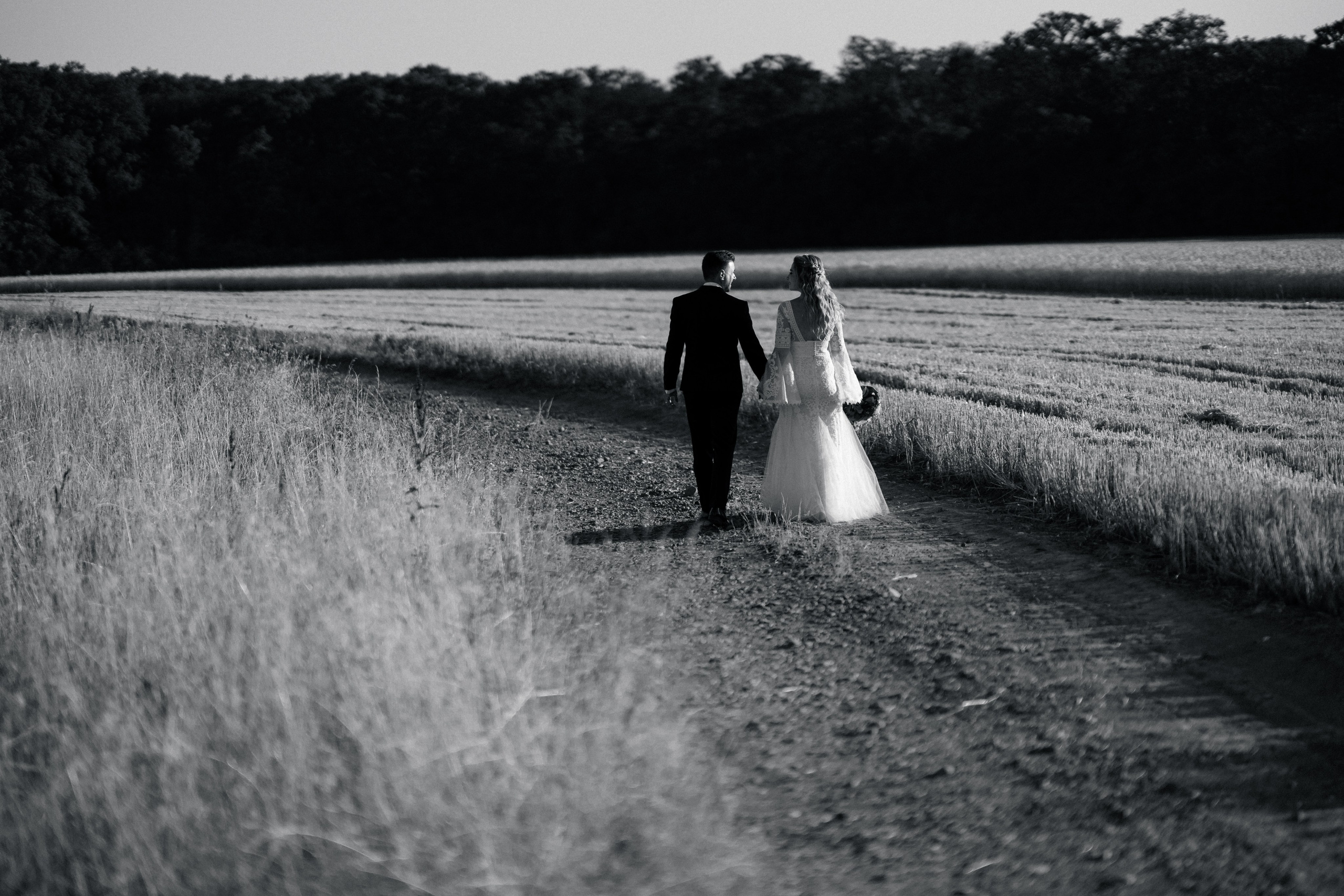 Sandra & Razvan. Destination Wedding Photographer Alex Pasarelu