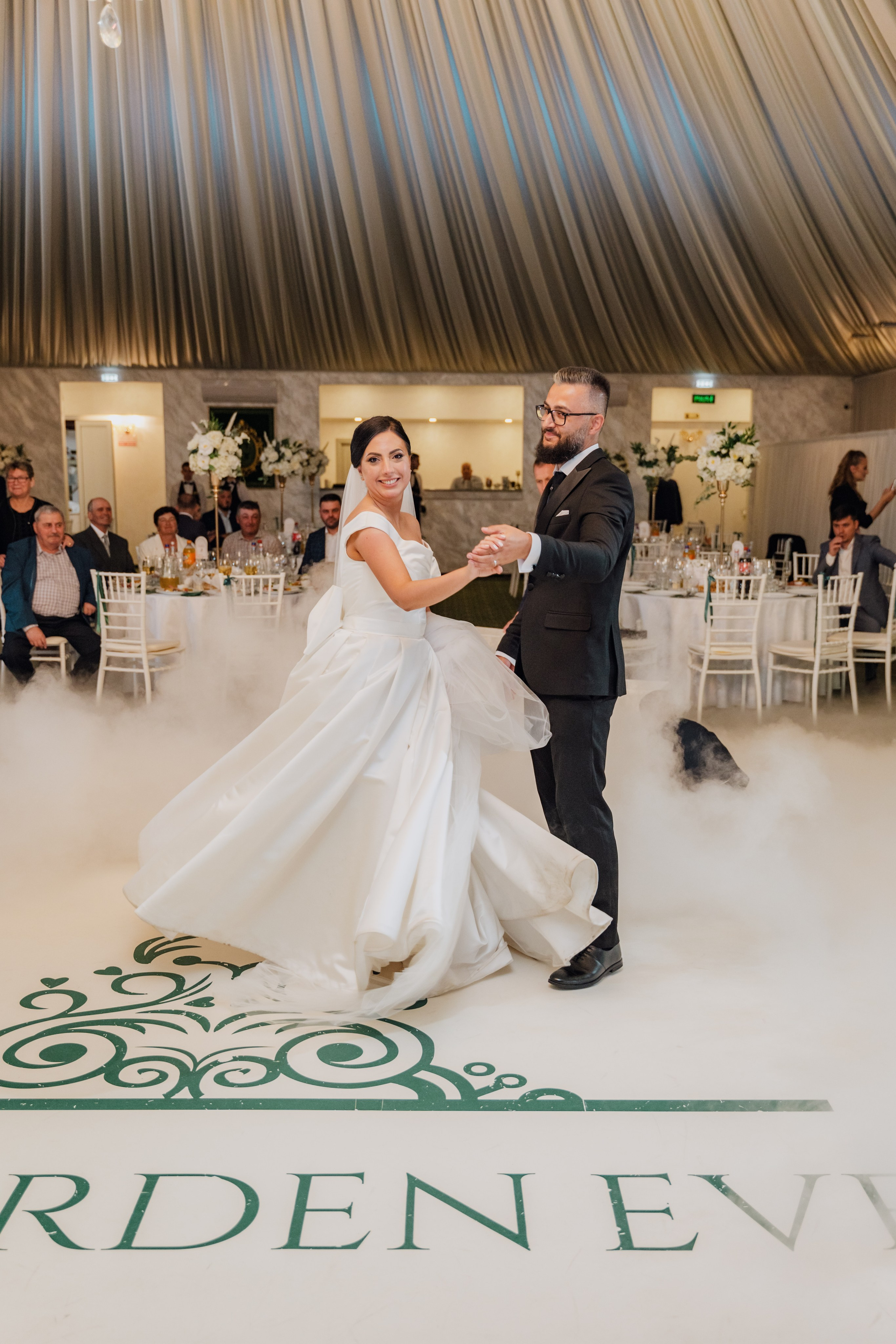 Minodora & Claudiu. Dragosbaciuartphotographer