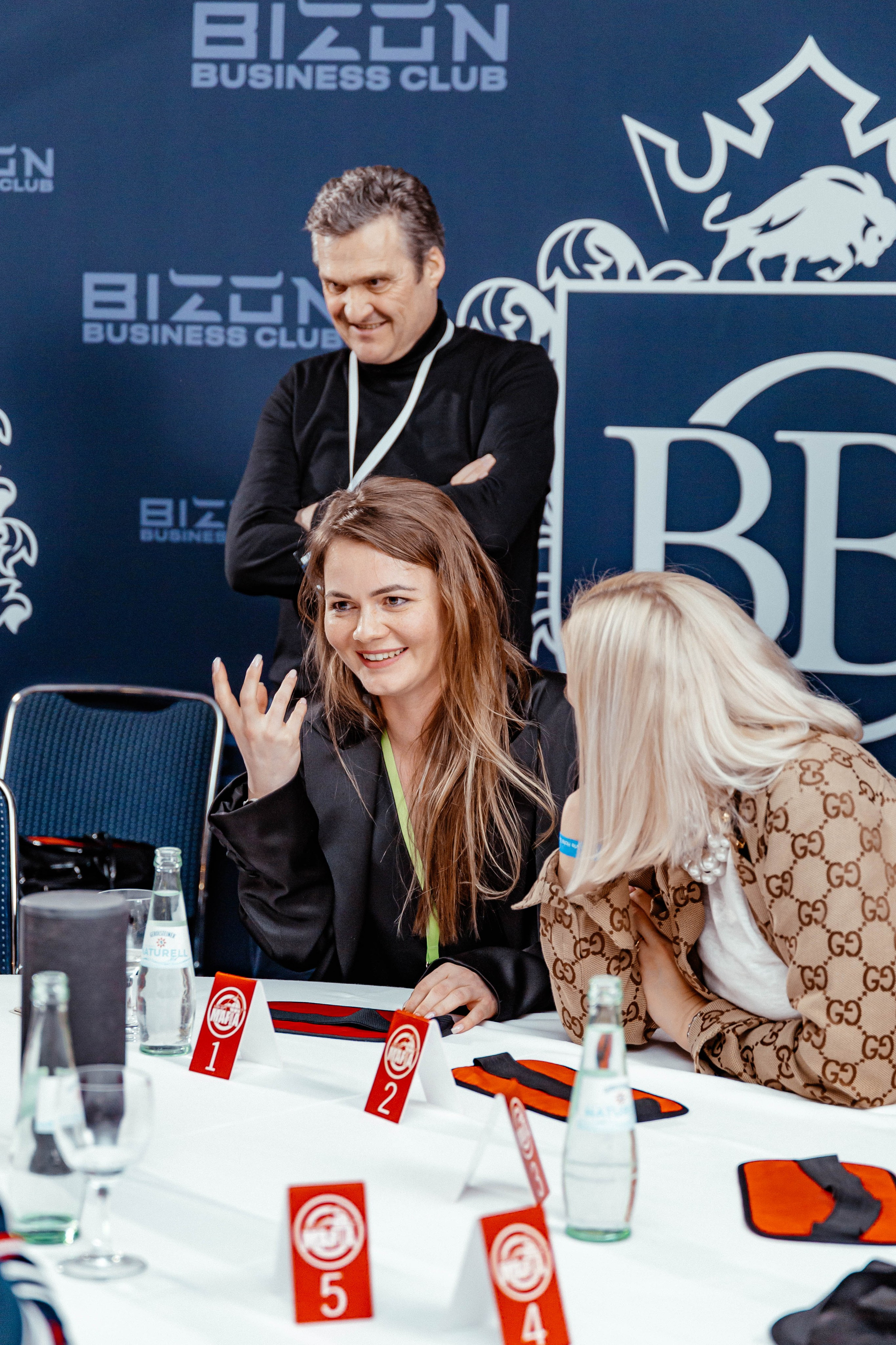 Club Bizon. Portrait family photographer in Berlin Elena Zakh