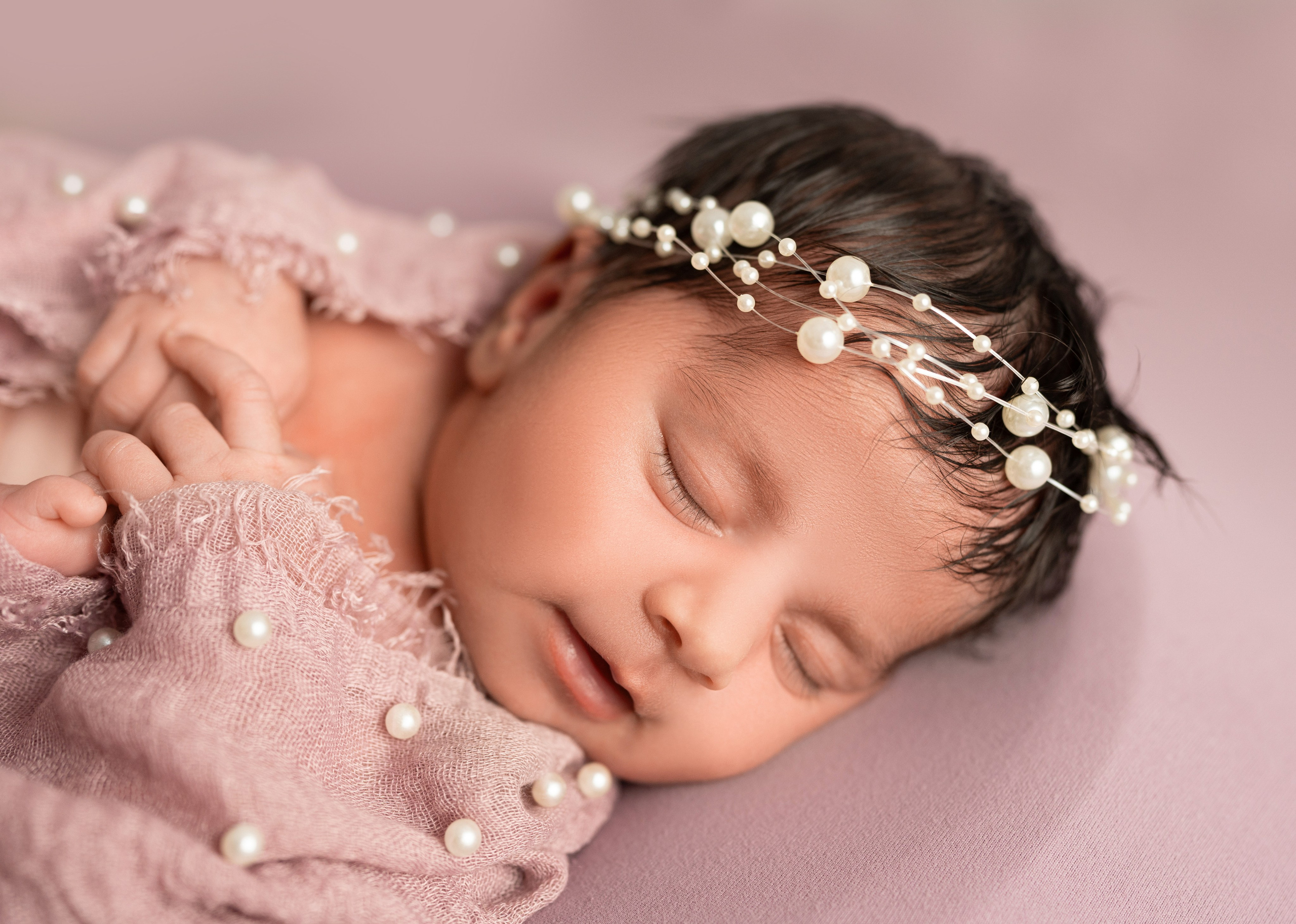 Newborn. Family photographer in Sacramento | Sofia Pavenko