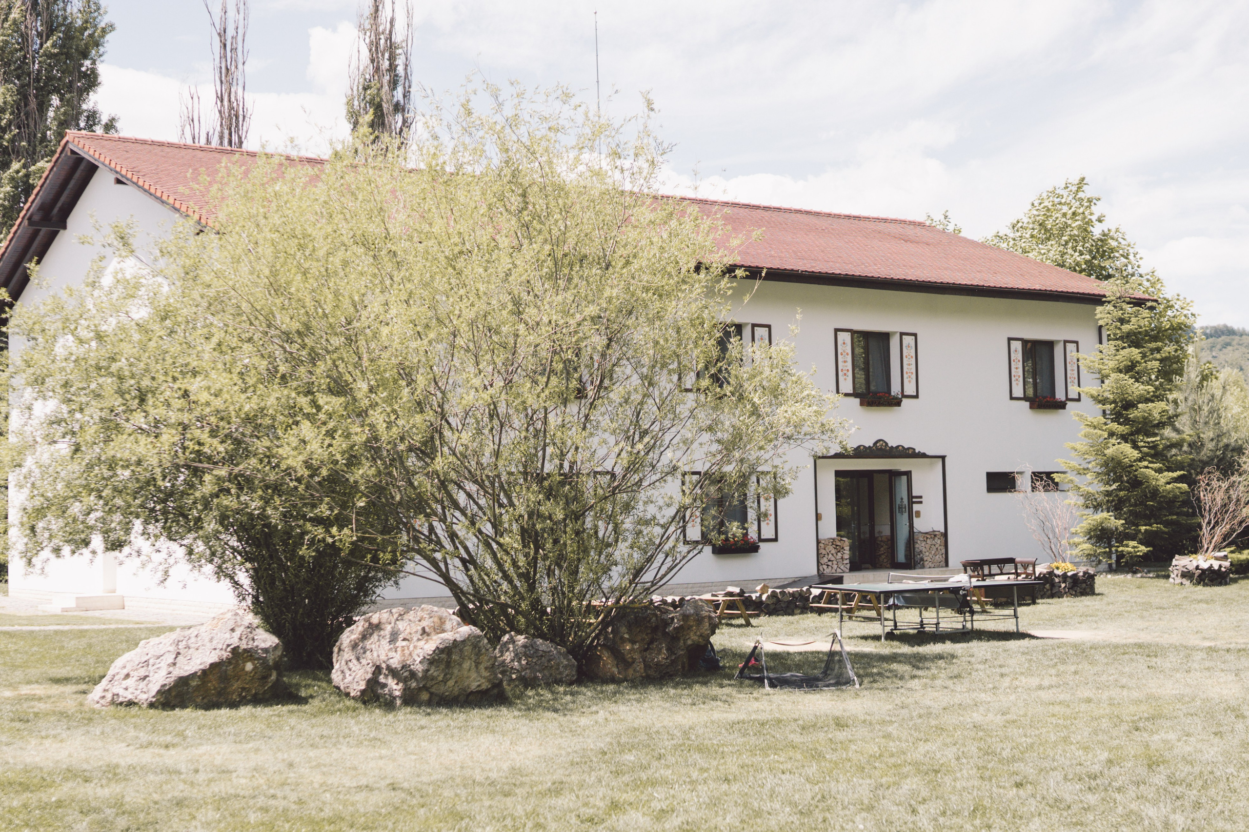 Fotografie de Eveniment Brașov: Povești Vizuale | Mădălina Beda. Madalina Beda- Artist vizual, fotograf, doula la nastere, consultant babywearing Brasov si in toata tara