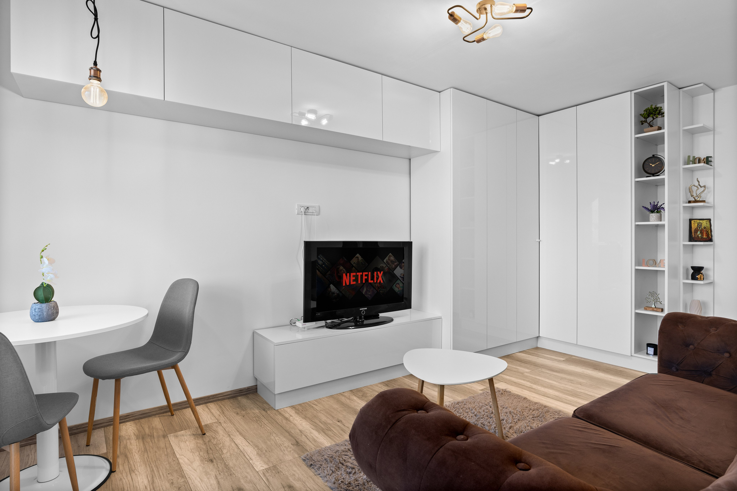 INTERIOR - REALESTATE. Samuel Ciobanu