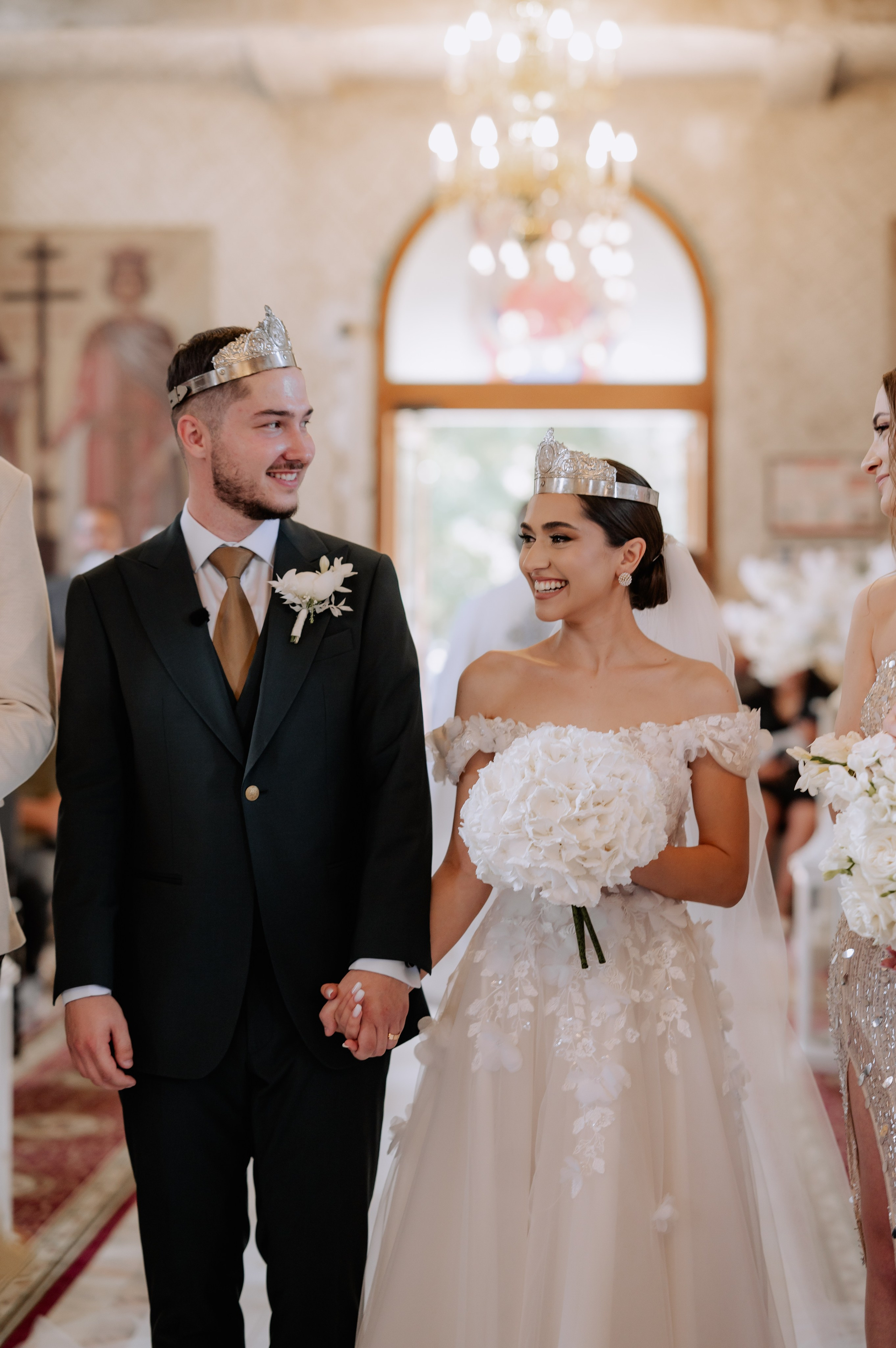 Nunta la Hotel Capitol Iasi. Proud Vision Weddings | Wedding Photography & Film — Servicii profesionale Foto Video Nunta Iasi