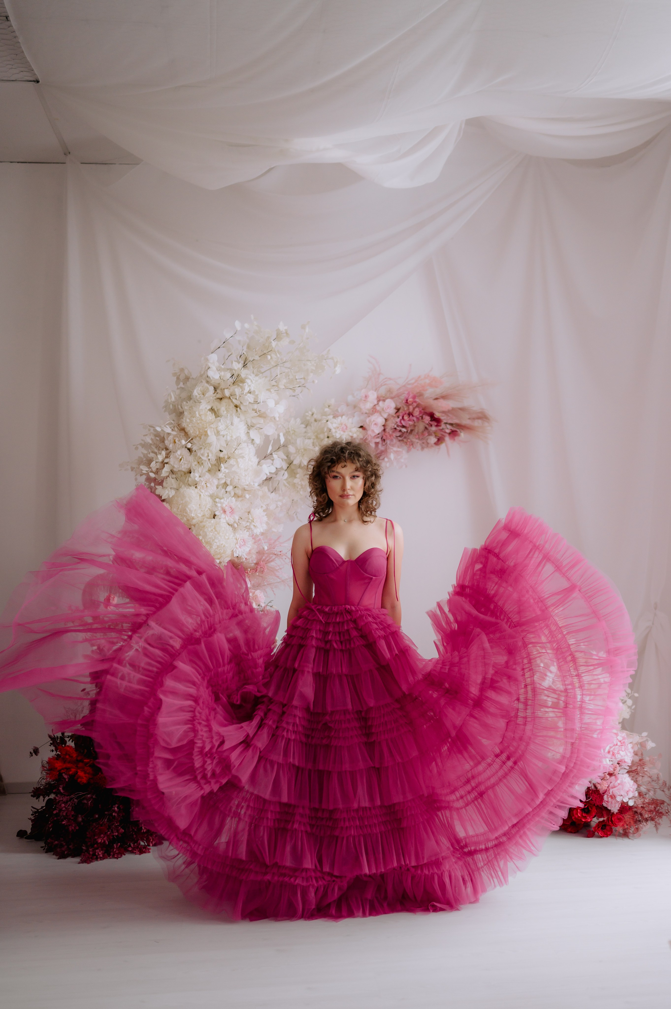 Fotografii in studio. Proud Vision Weddings | Wedding Photography & Film — Servicii profesionale Foto Video Nunta Iasi