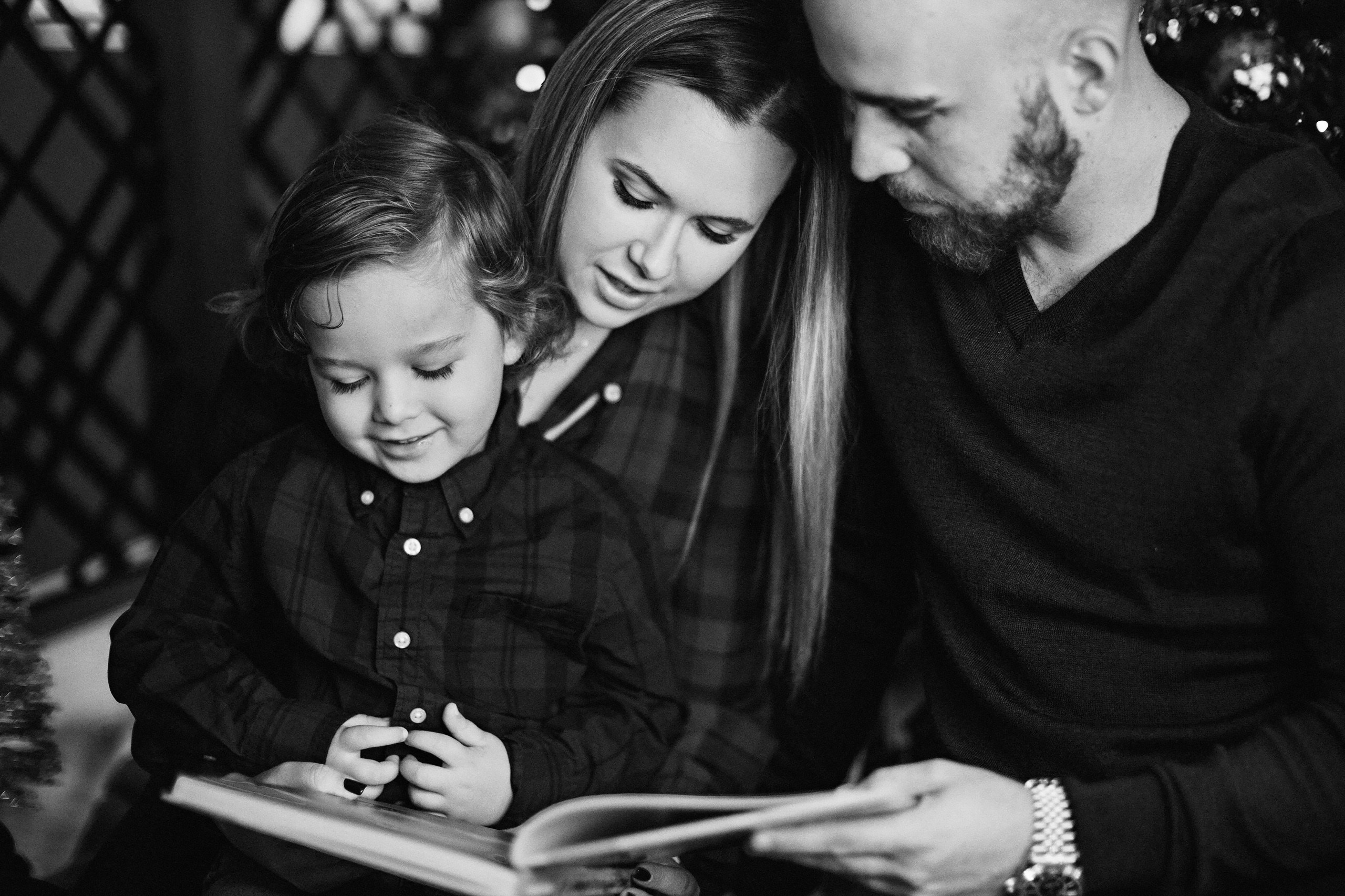 19.11.2023 Christmas Photoshoot. Wedding family event photographer in Chicago Nick Yushevich