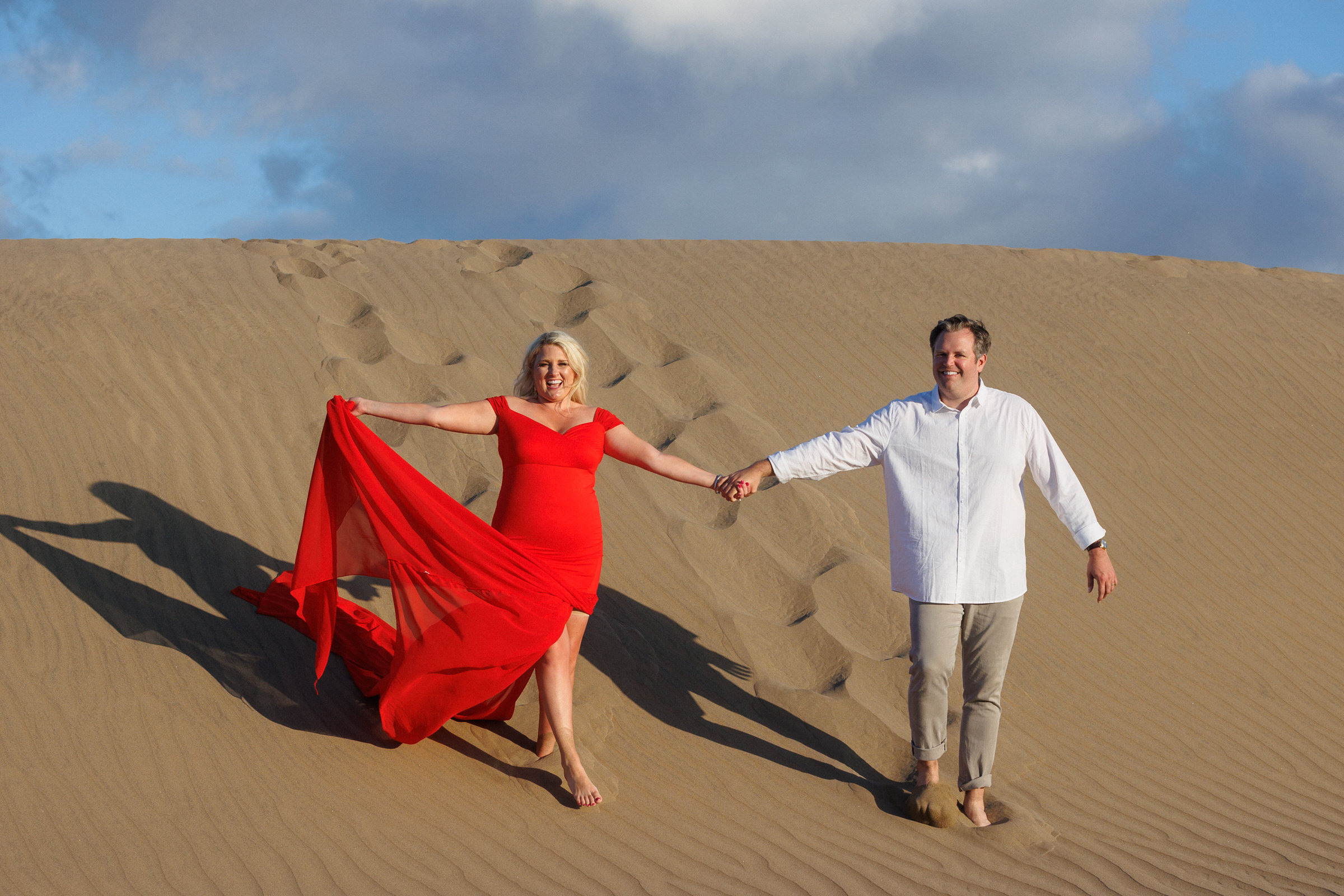 Unveiling Love: Photographer's Tale in Maspalomas