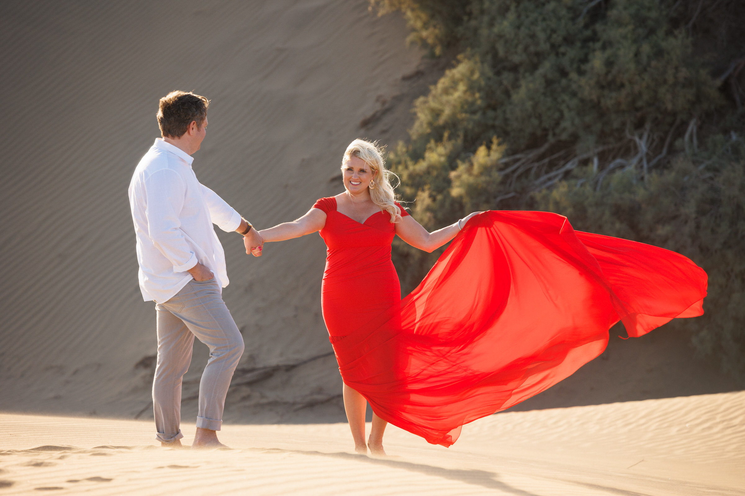 Photographer in Maspalomas: Capturing Red Dress Love