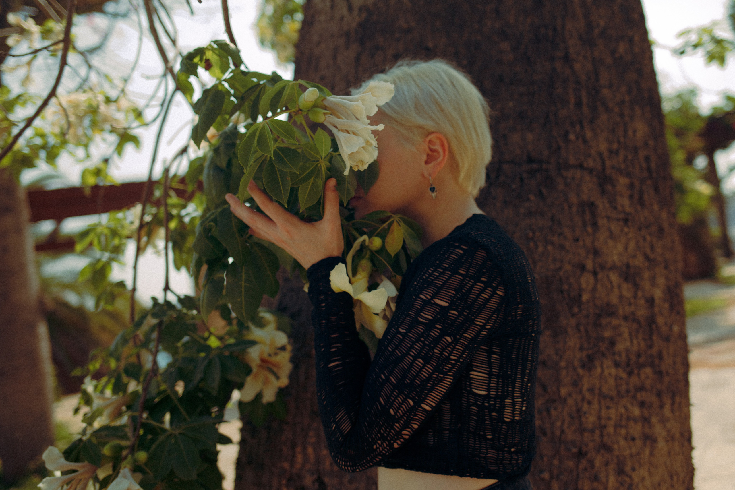 An artistic girl in nature. Marina Kálcheva — Photographer, Videographer & Visual Artist in Barcelona