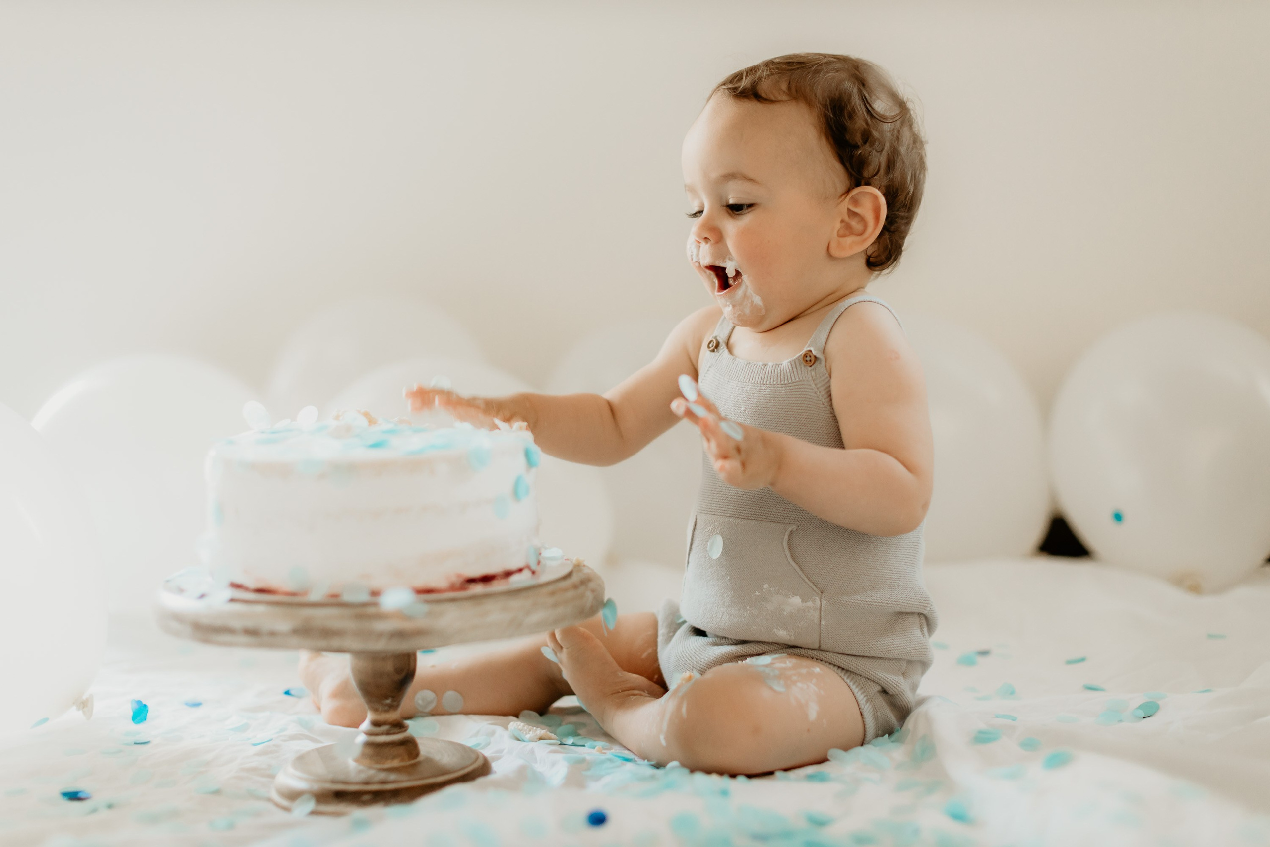 Cake Smash Session. Family and children photographer in Belgrade Milja Ciric