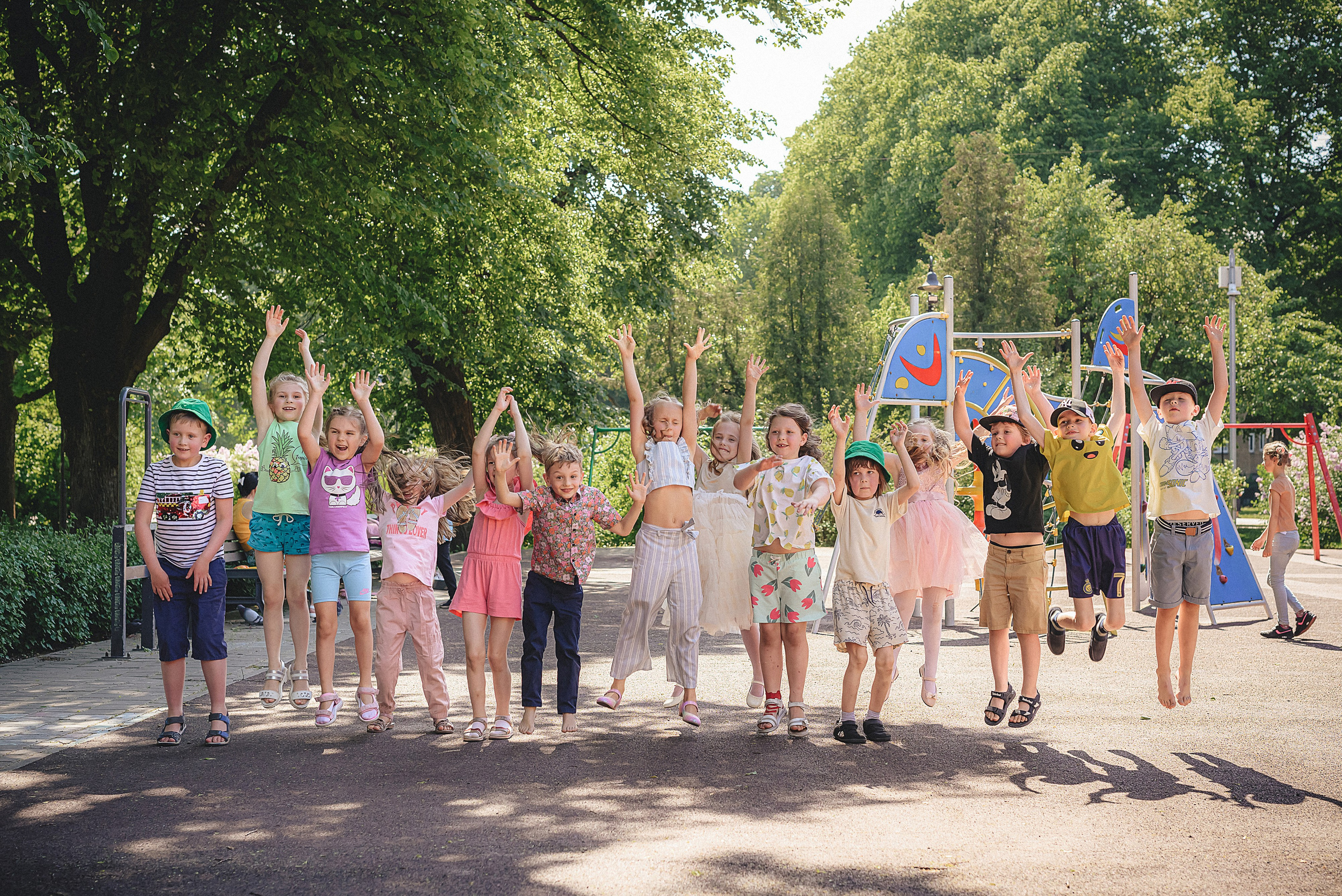 Zīles Skolas Izlaidums. Fotogrāfs Rīgā. Gīmenes, individuālās un dažādu produktu fotosesijas