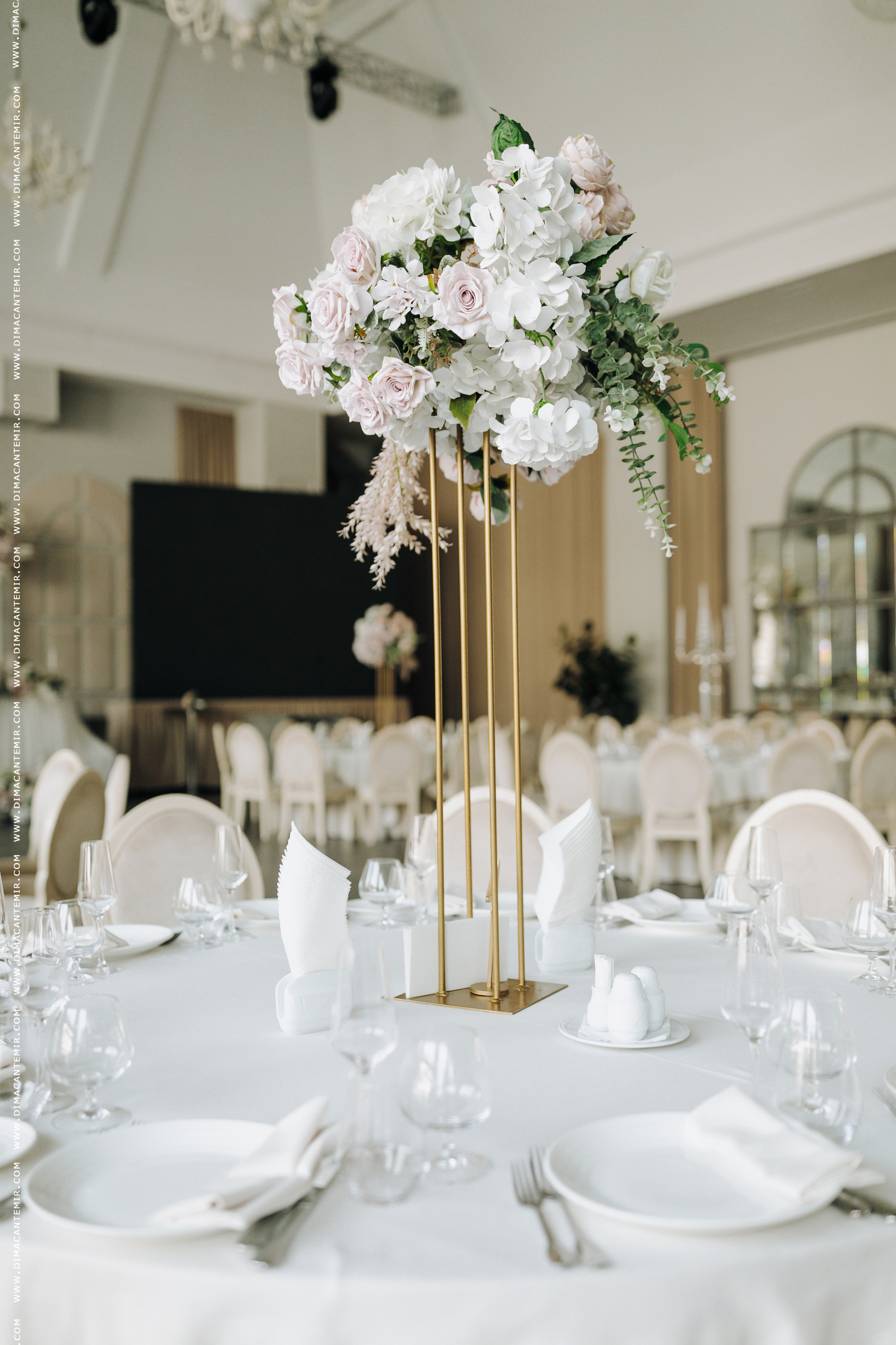 VICTOR + OLGA | Capitoles Park. Fotograf de nuntă în Chisinau, Moldova. Poze și Video Comerciale