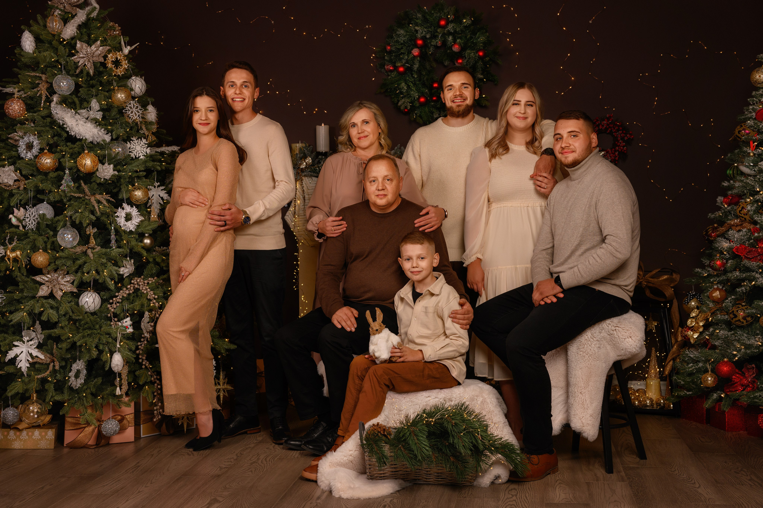 Family, Wolf. Wedding & family photography in Seattle area. Helen Michelle photographer