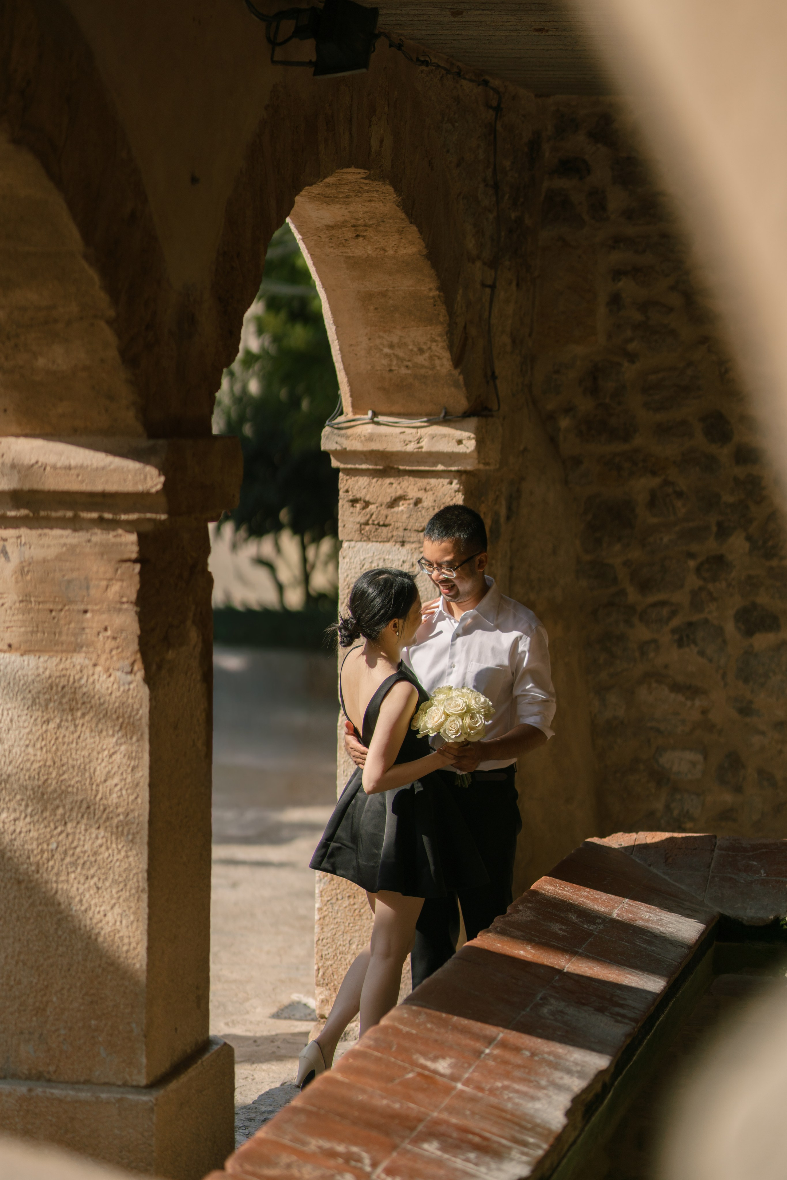 Romantic Couple Photoshoot in Valldemossa. Photographer in Mallorca