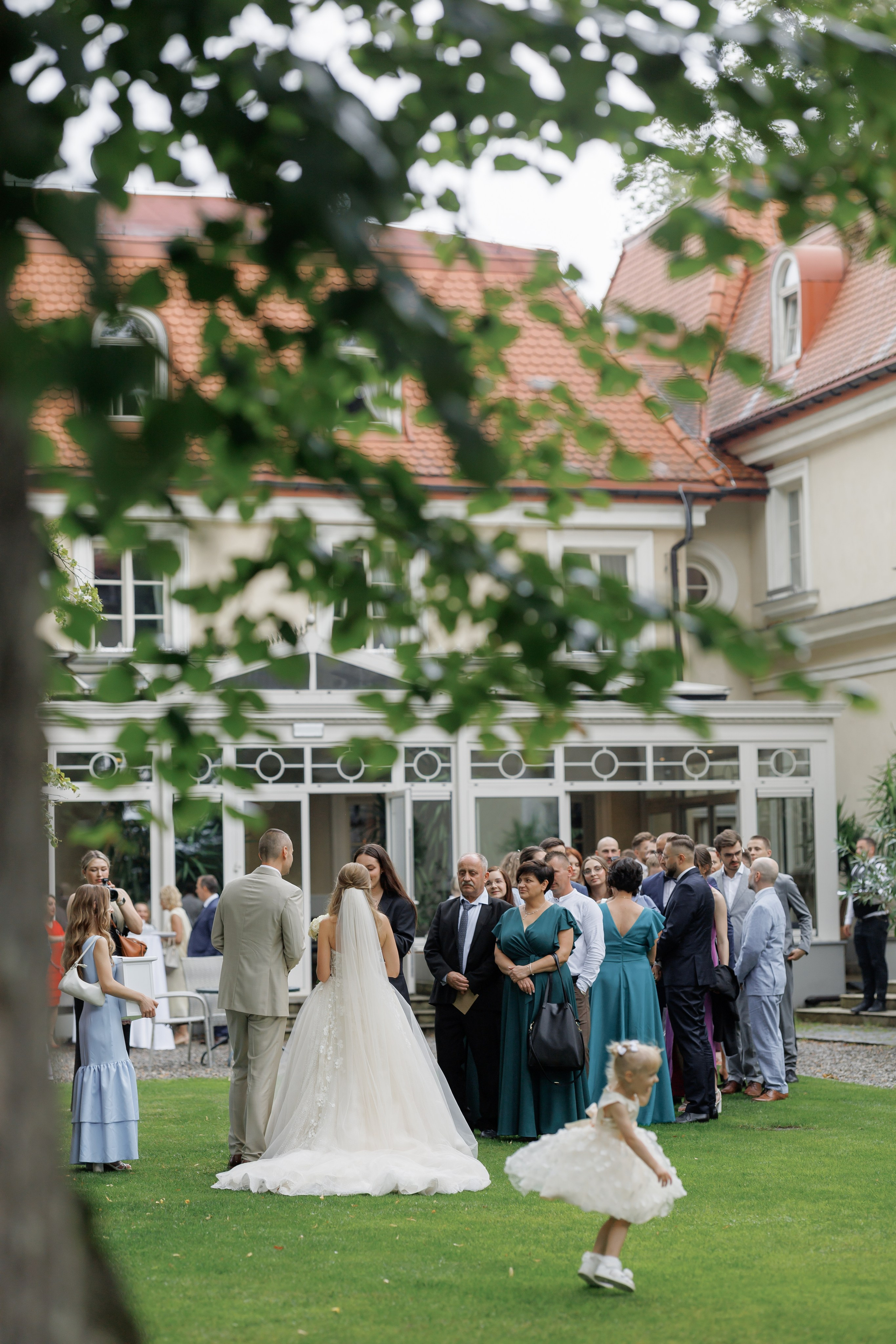 Kamila & Jorg. Dwor Sireakow. 26.07.2025. Fotograf ślubny i rodzinny w Krakowie Yana Klymova
