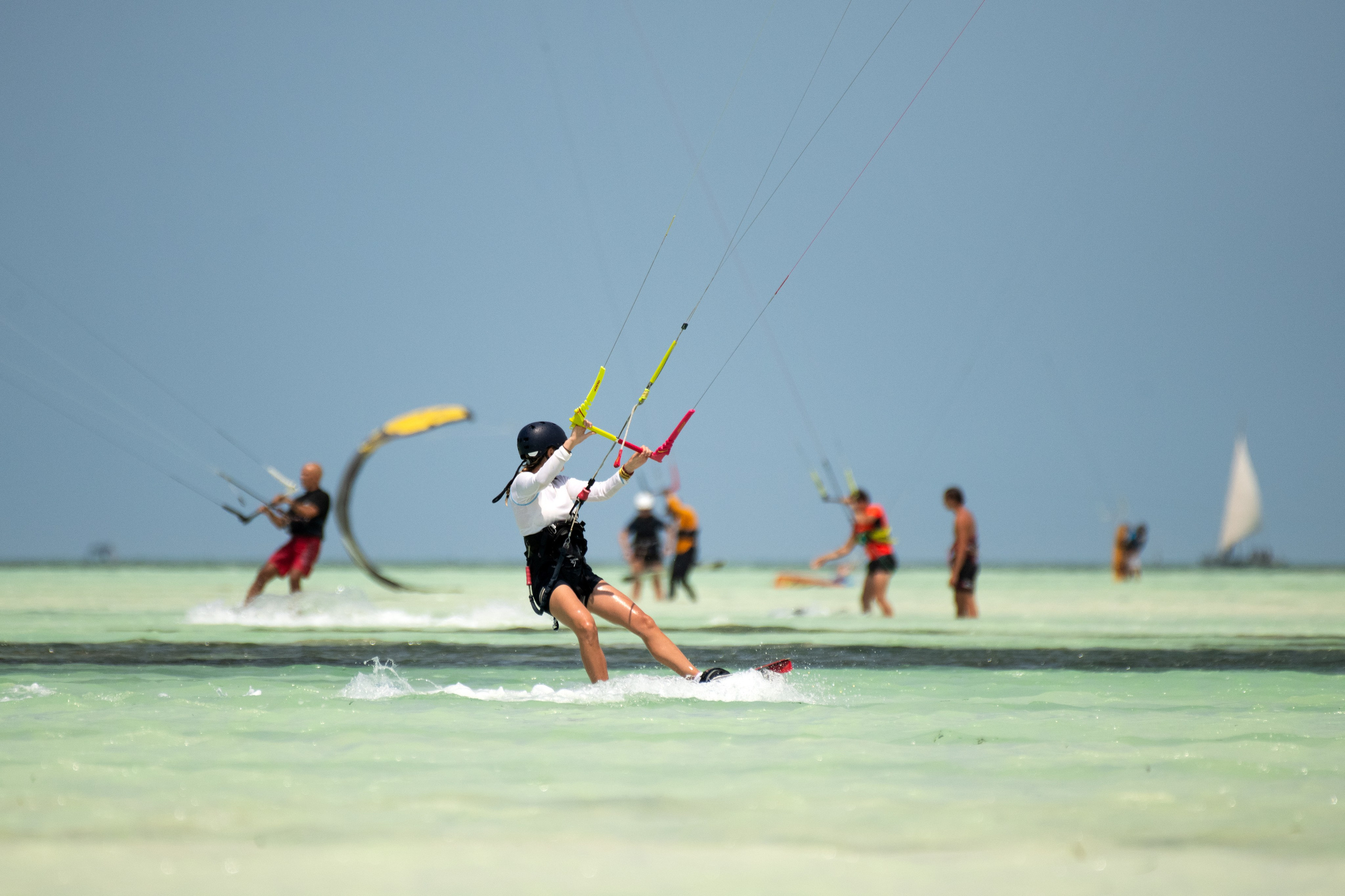 Kite surfing. Photographer Sri Lanka