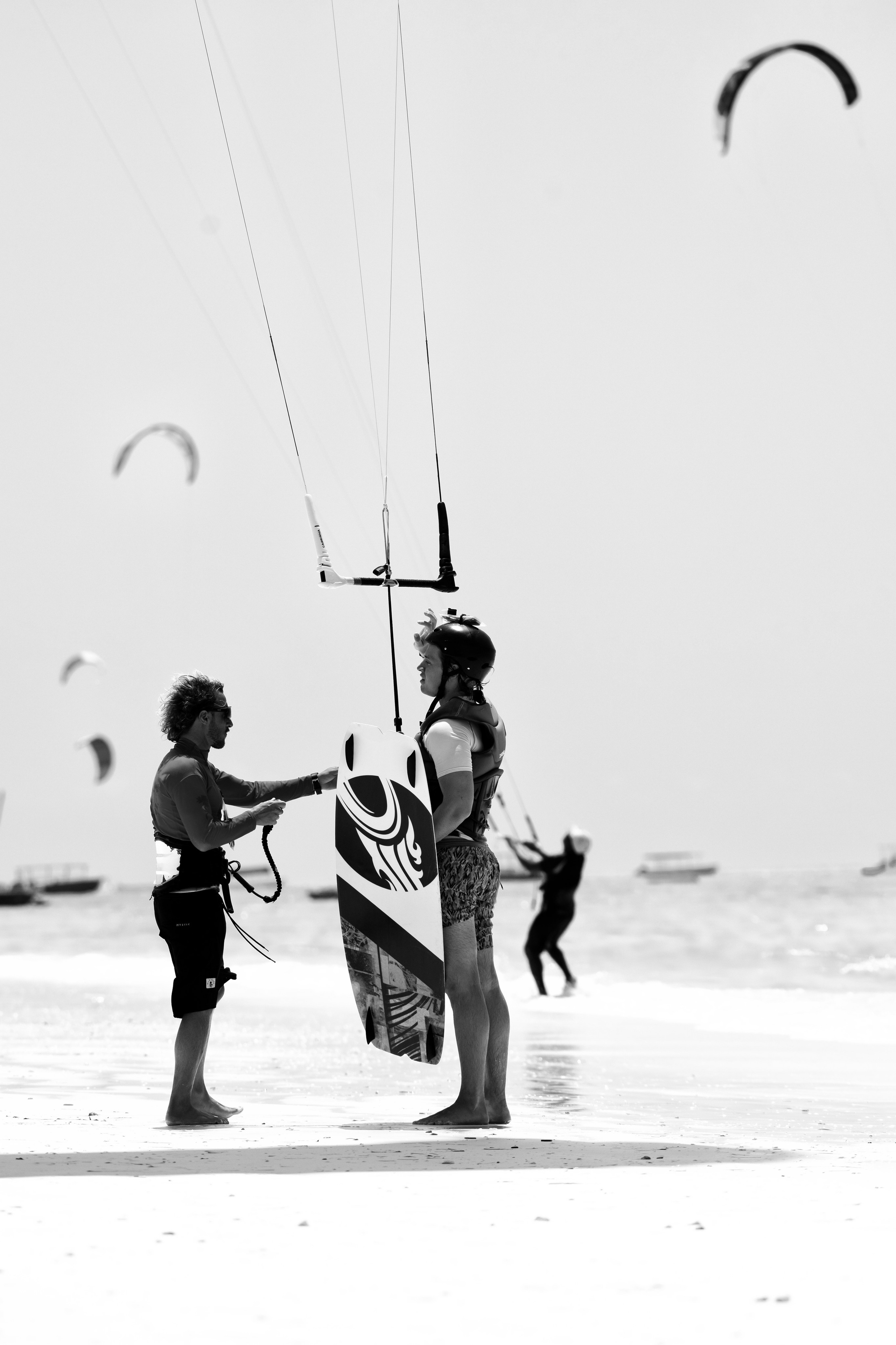 Kite surfing. Photographer Sri Lanka