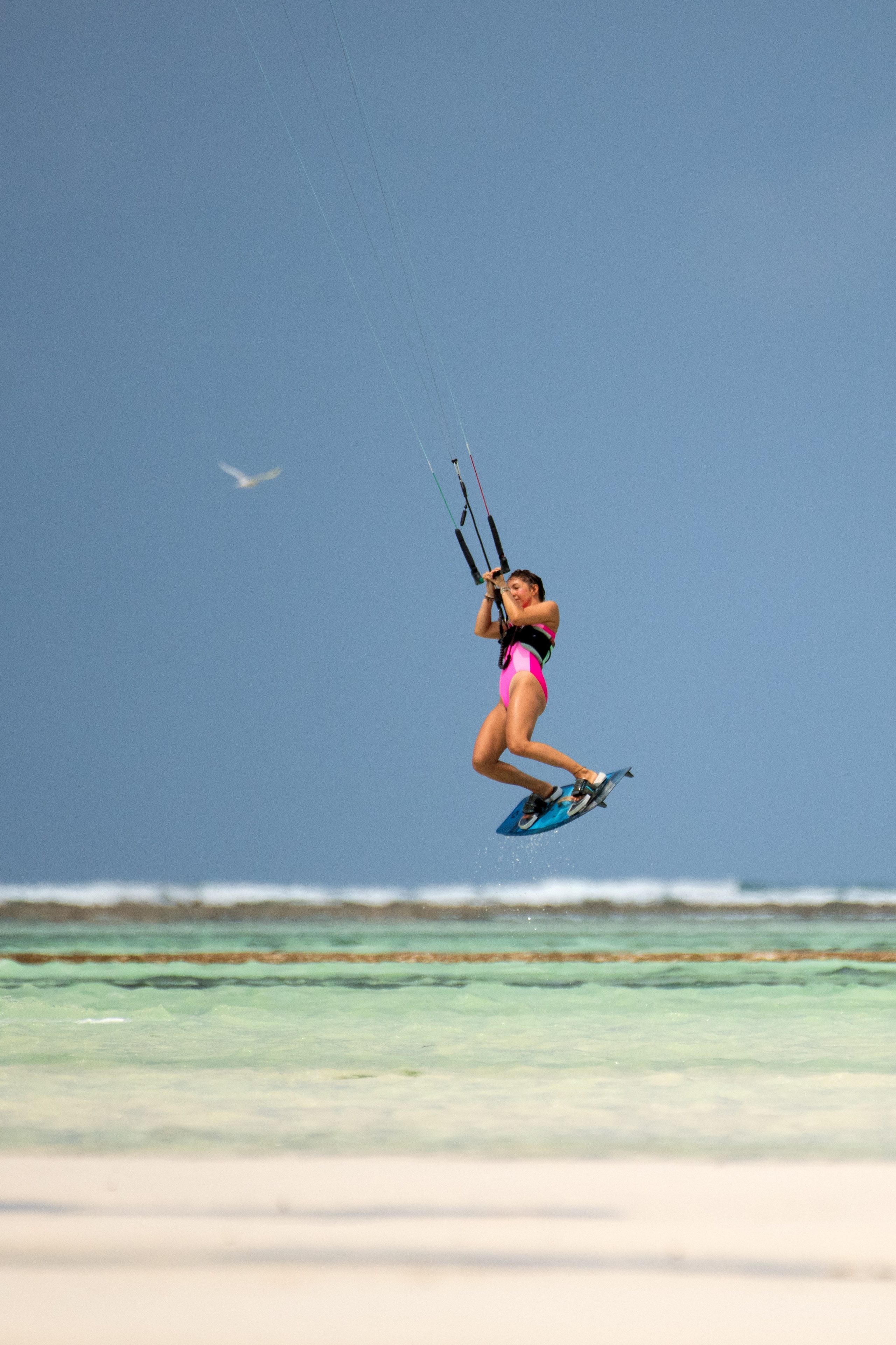 Kite surfing. Photographer Sri Lanka