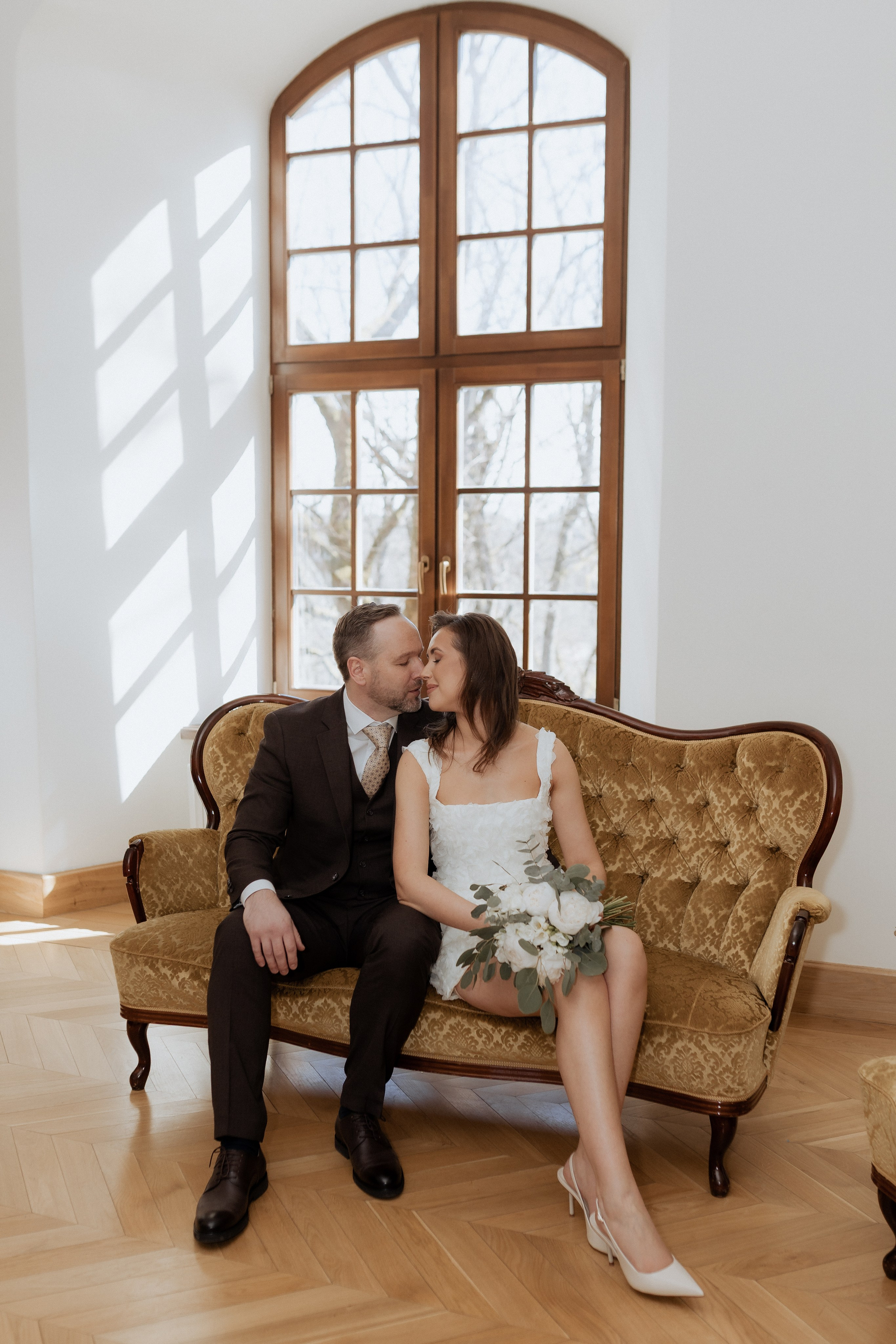 Monika ir Vytautas — miestu alsuojanti trumpa jaunųjų fotosesija Kaune